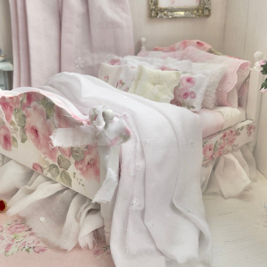 Chantallena Doll House Dressed 1:12 Scale Bed | Decoupaged with Grand Pink Roses with Cotton Lawn Bedspreads|Grand Roses