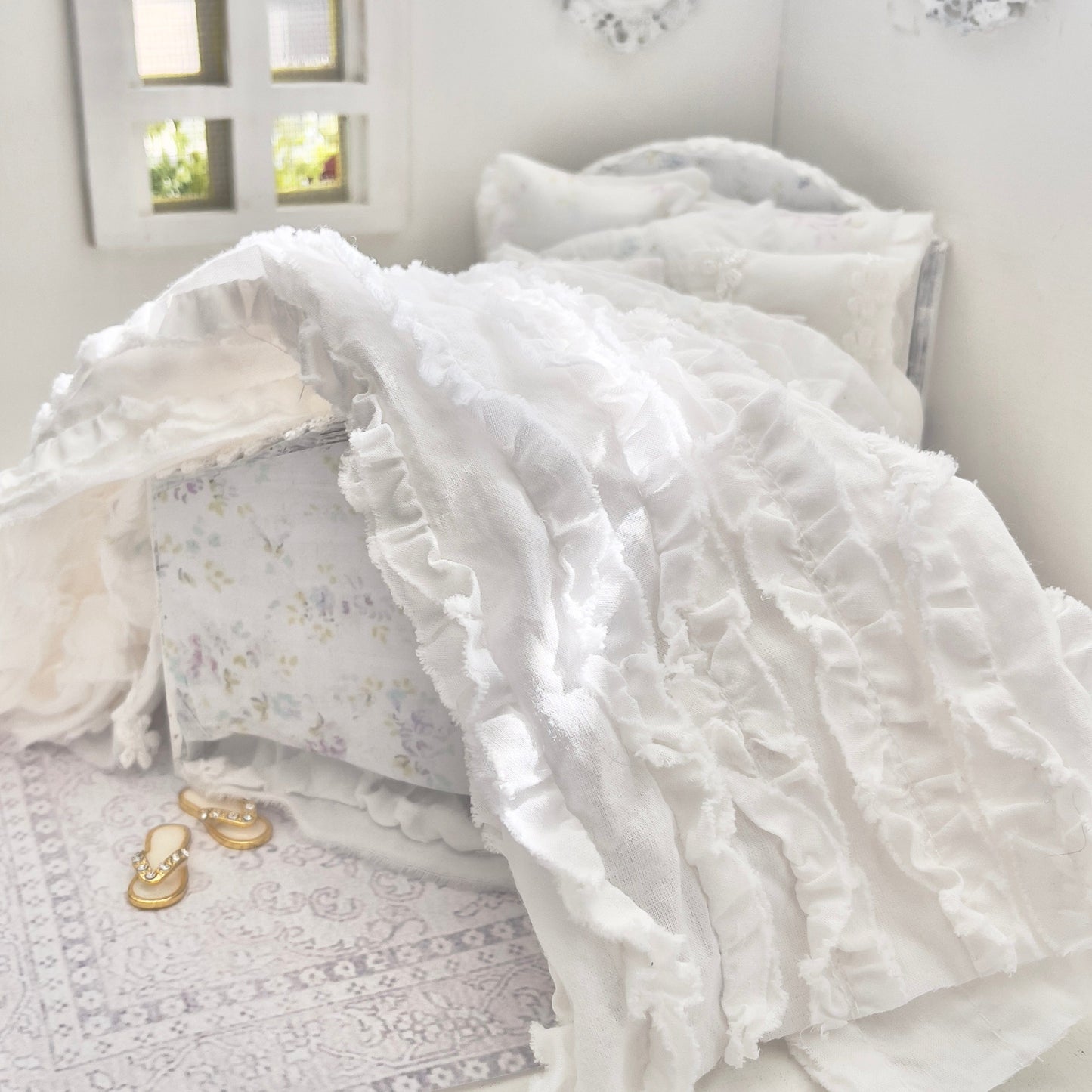 Chantallena Doll House Dressed 1:12 Scale Bed | White Decoupage Bed with White Cotton Bedding Set | Tess