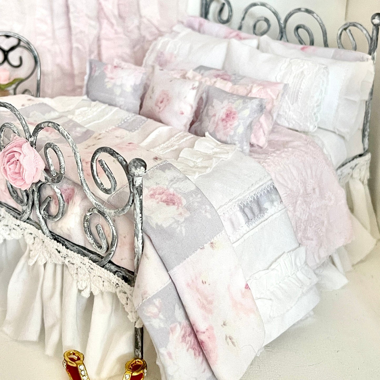 Chantallena Doll House dressed bed Dressed Bed | Shabby Cotton with Pink Roses and Gray Accents Bedding | Rosalie