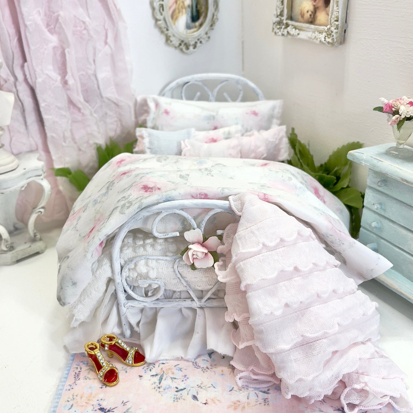 Chantallena Doll House dressed bed Dressed Bed | Shabby Cotton with Pink Roses and Poly Pink Ruffled Bedspread  | Theodora