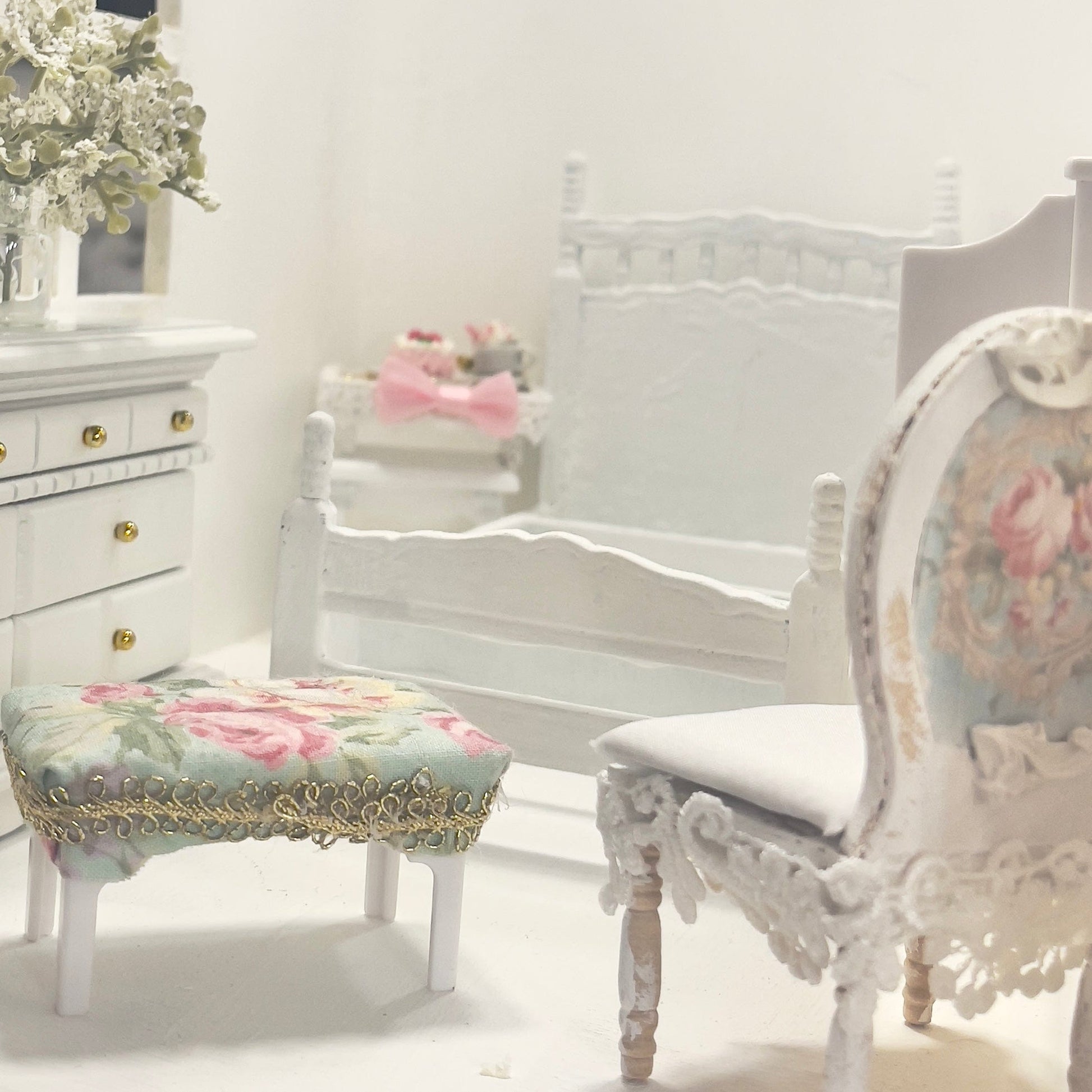 Chantallena Doll House Furniture Fawn’s Flea Market Finds | Eight Piece Furniture and Decor- 1:12 Scale |Lot 8