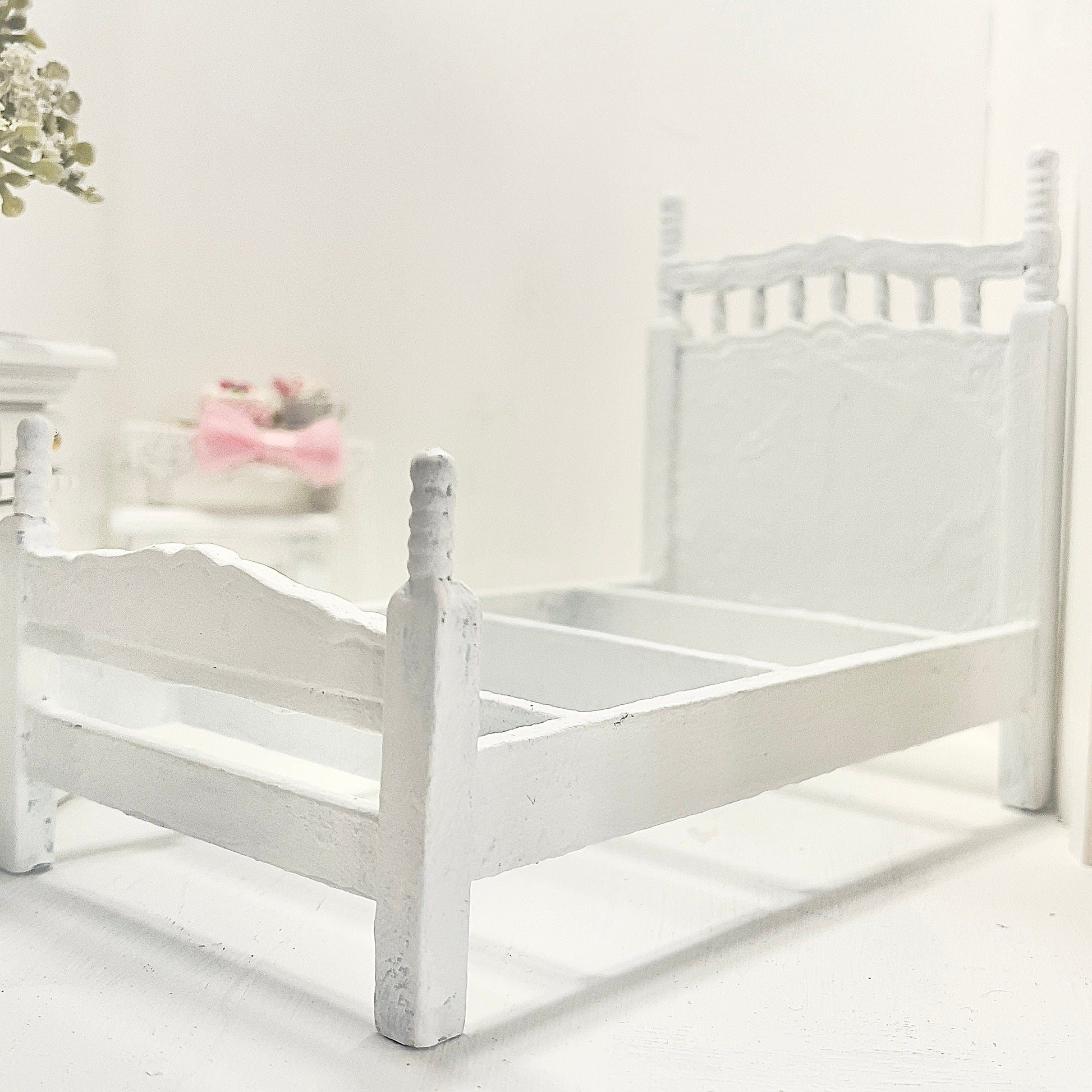 Chantallena Doll House Furniture Fawn’s Flea Market Finds | Eight Piece Furniture and Decor- 1:12 Scale |Lot 8