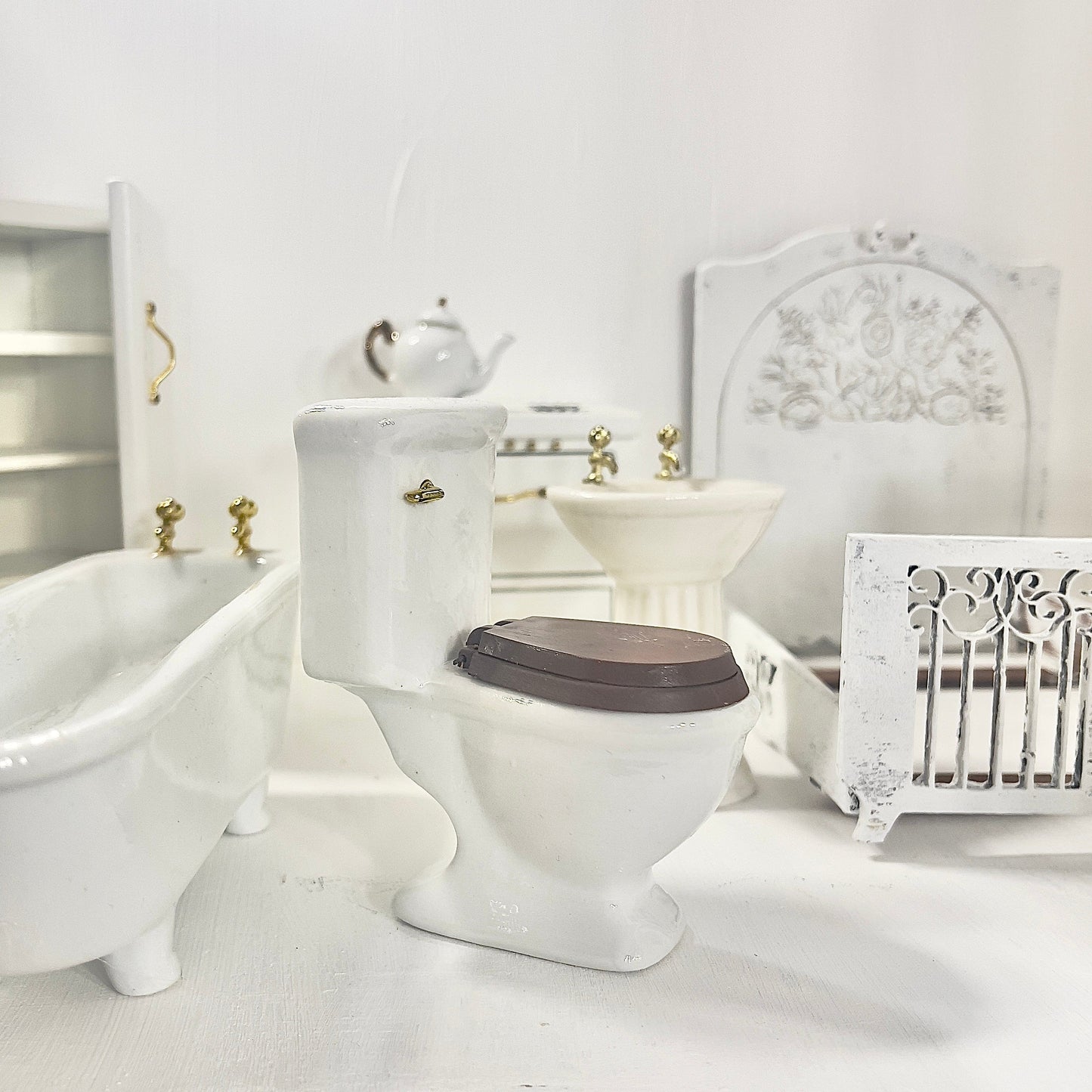 Chantallena Doll House Furniture Fawn’s Flea Market Finds |Eleven Piece Furniture and Decor- 1:12 Scale |Lot 7