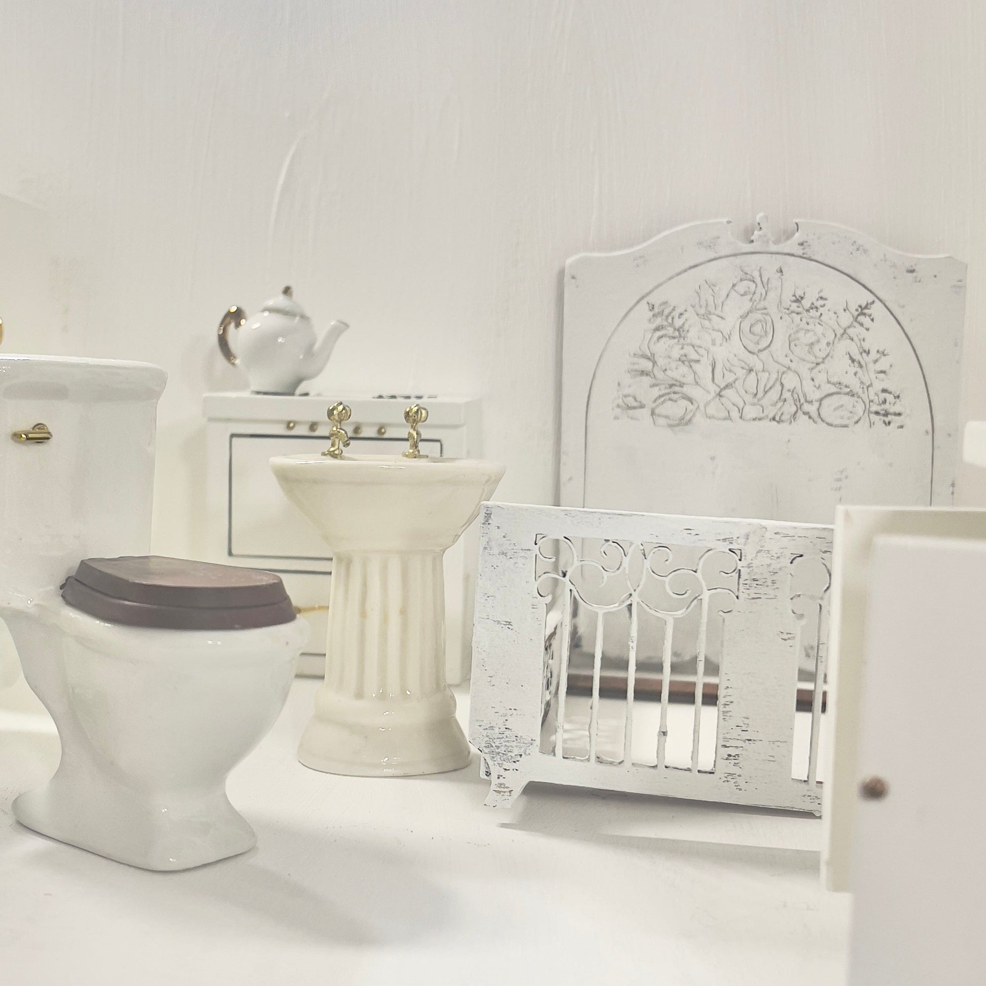 Chantallena Doll House Furniture Fawn’s Flea Market Finds |Eleven Piece Furniture and Decor- 1:12 Scale |Lot 7