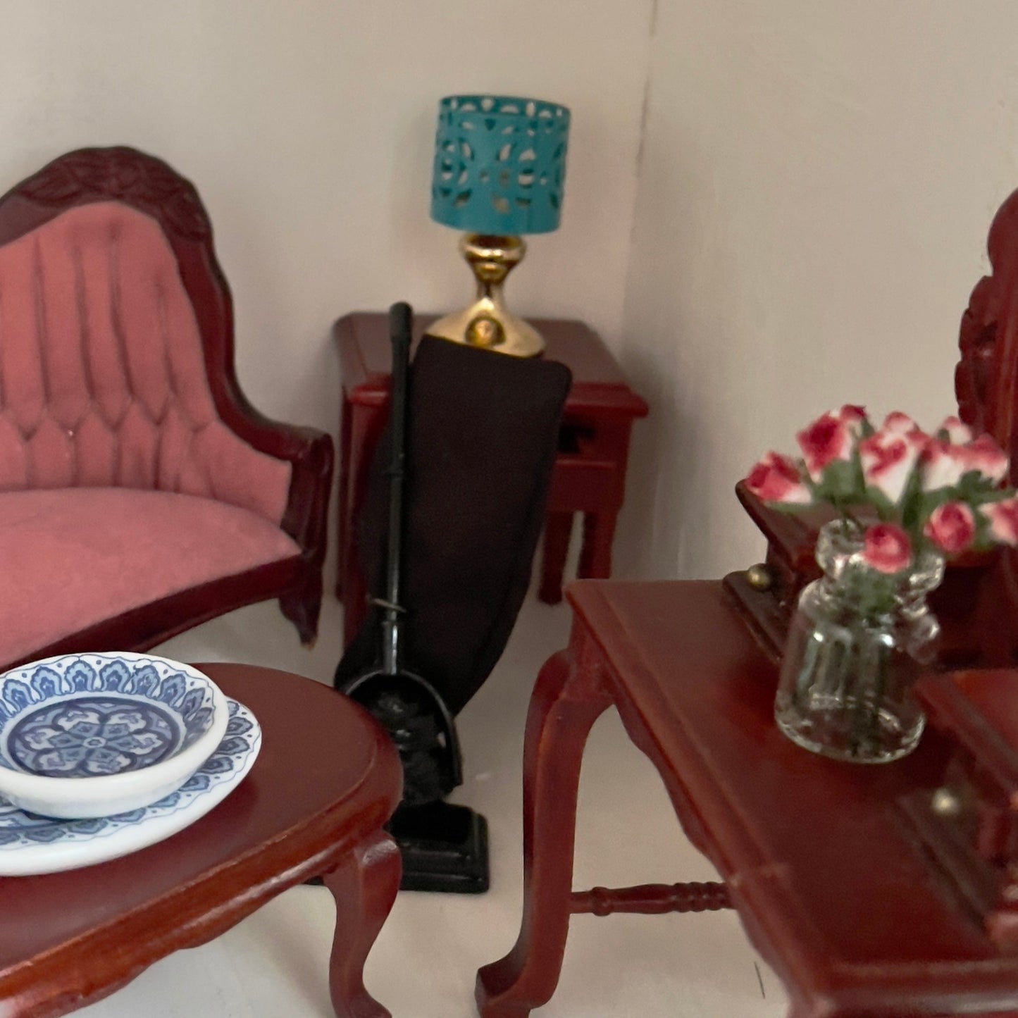 Chantallena Doll House Furniture Fawn’s Flea Market Finds |Seventeen Piece Furniture and Decor- 1:12 Scale |Lot 3