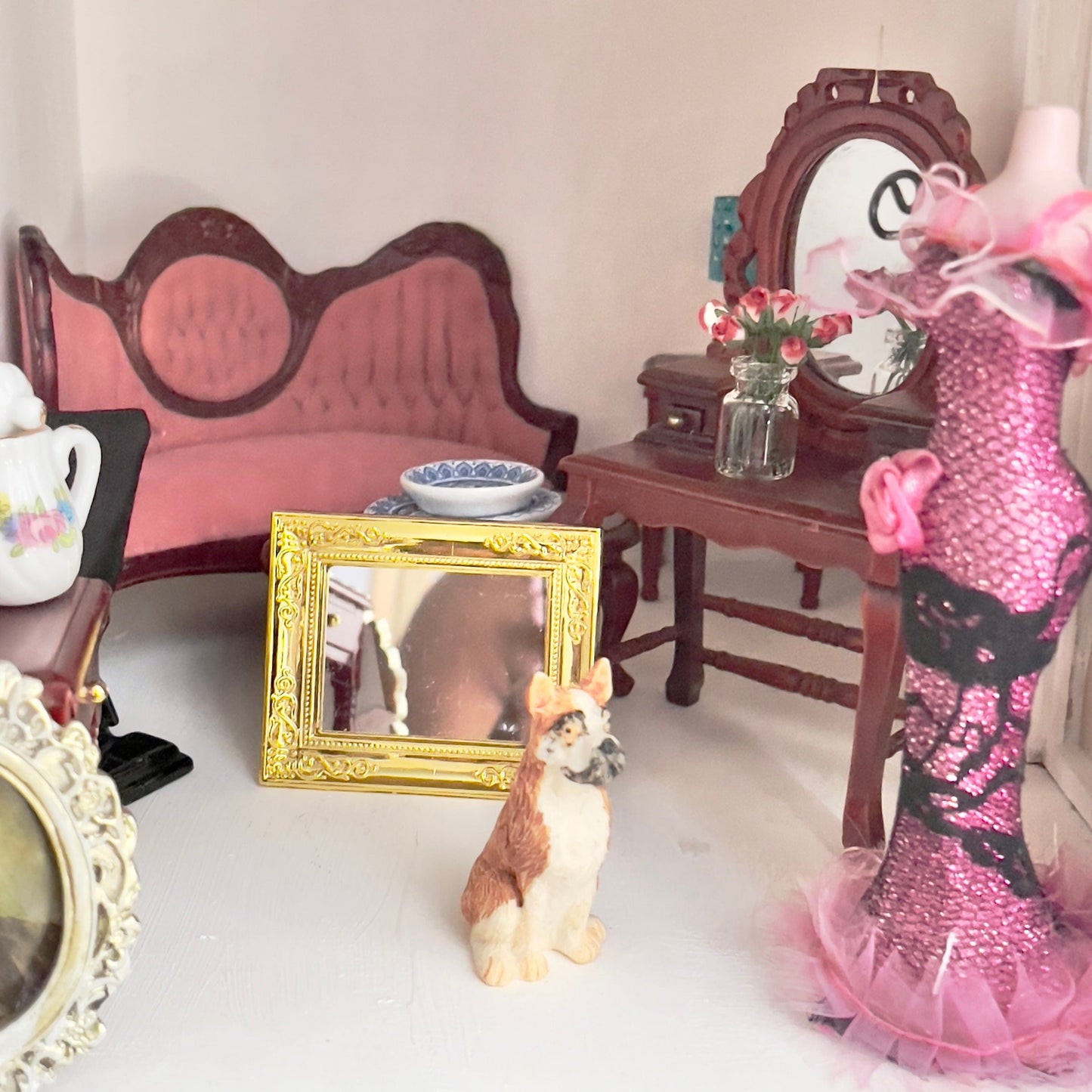 Chantallena Doll House Furniture Fawn’s Flea Market Finds |Seventeen Piece Furniture and Decor- 1:12 Scale |Lot 3