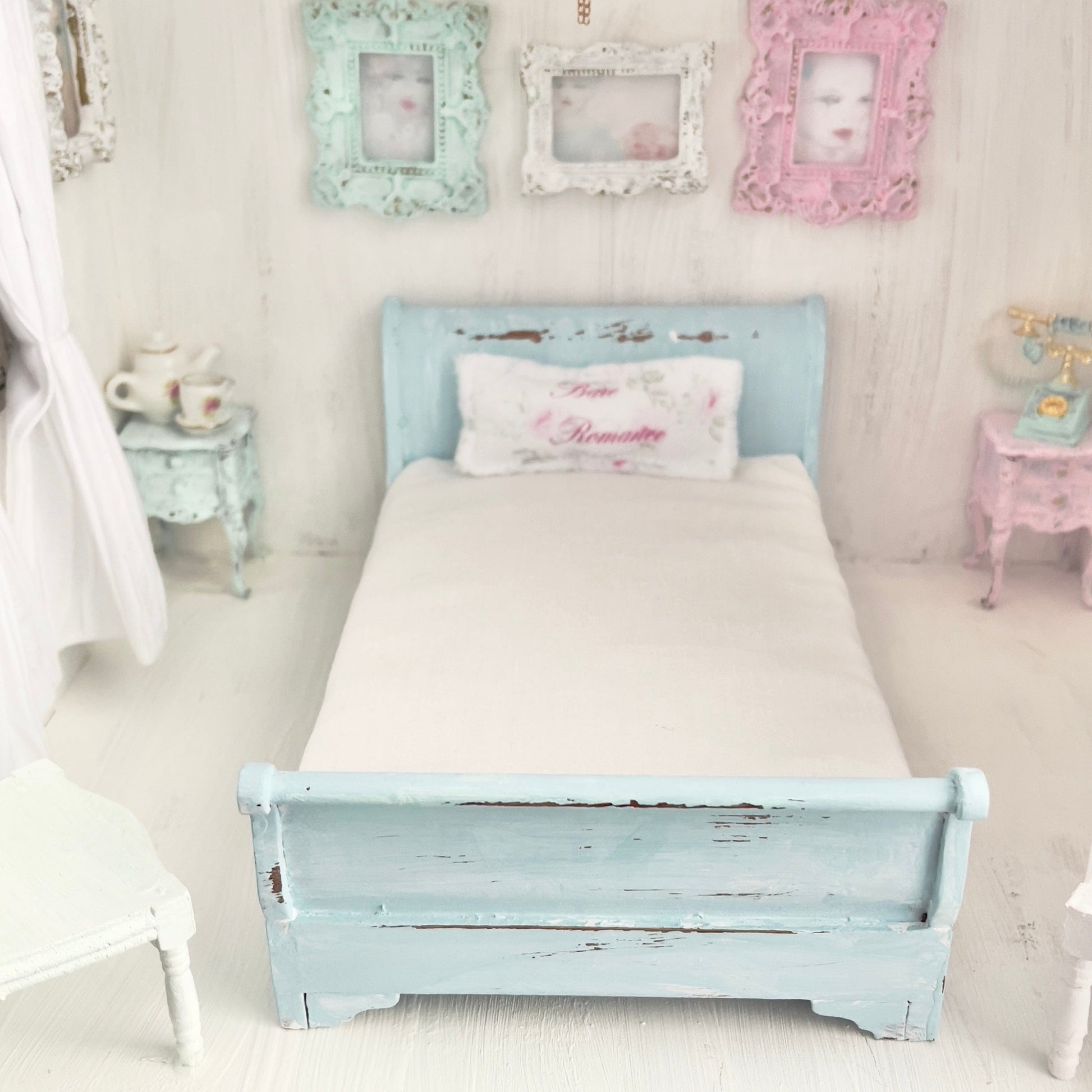 Chantallena Doll House Pale Blue Painted Full Sleigh Bed - 1:12 Scale |Bare Romance