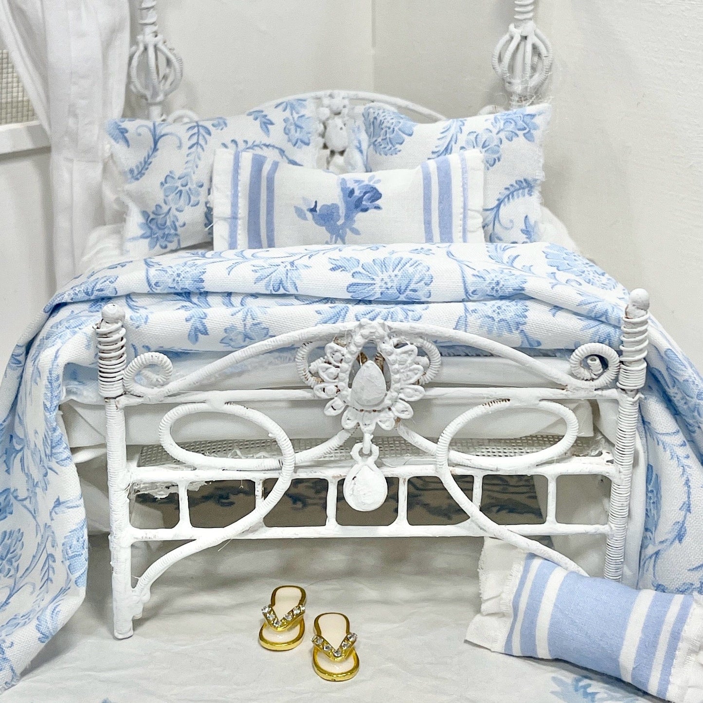 Chantallena Doll House Shabby Cottage |  Ten Piece French Blue Floral Scroll and White Cotton Bedding Set 1:12 Scale | Anais