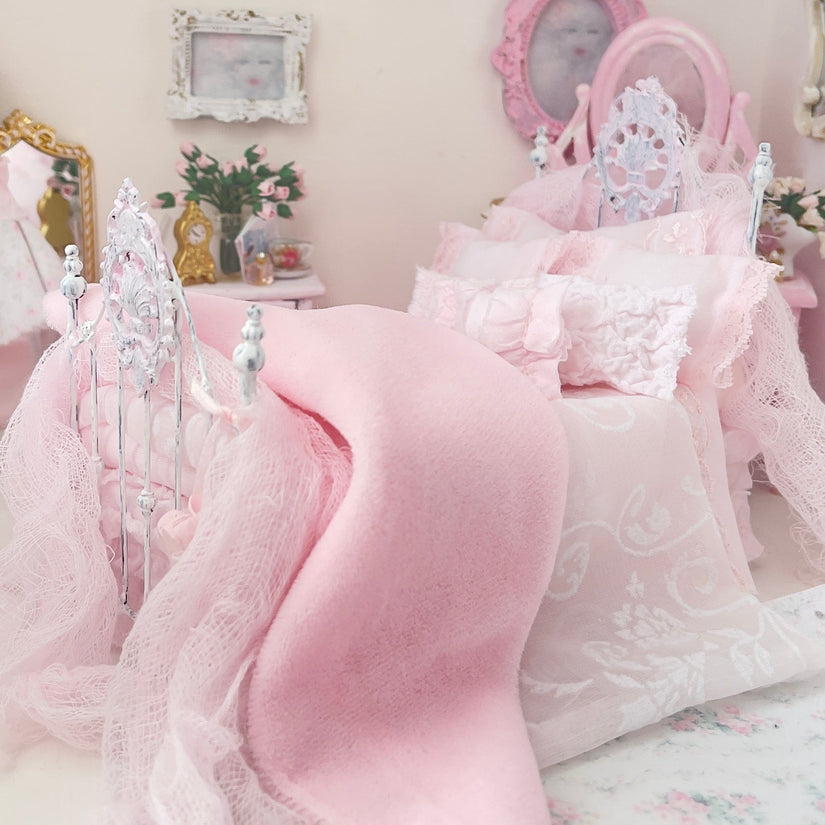 Chantallena Doll House Six whispering petals bed 1:12 Scale Dressed Dollhouse Bed - At the Ballet| Chantallena