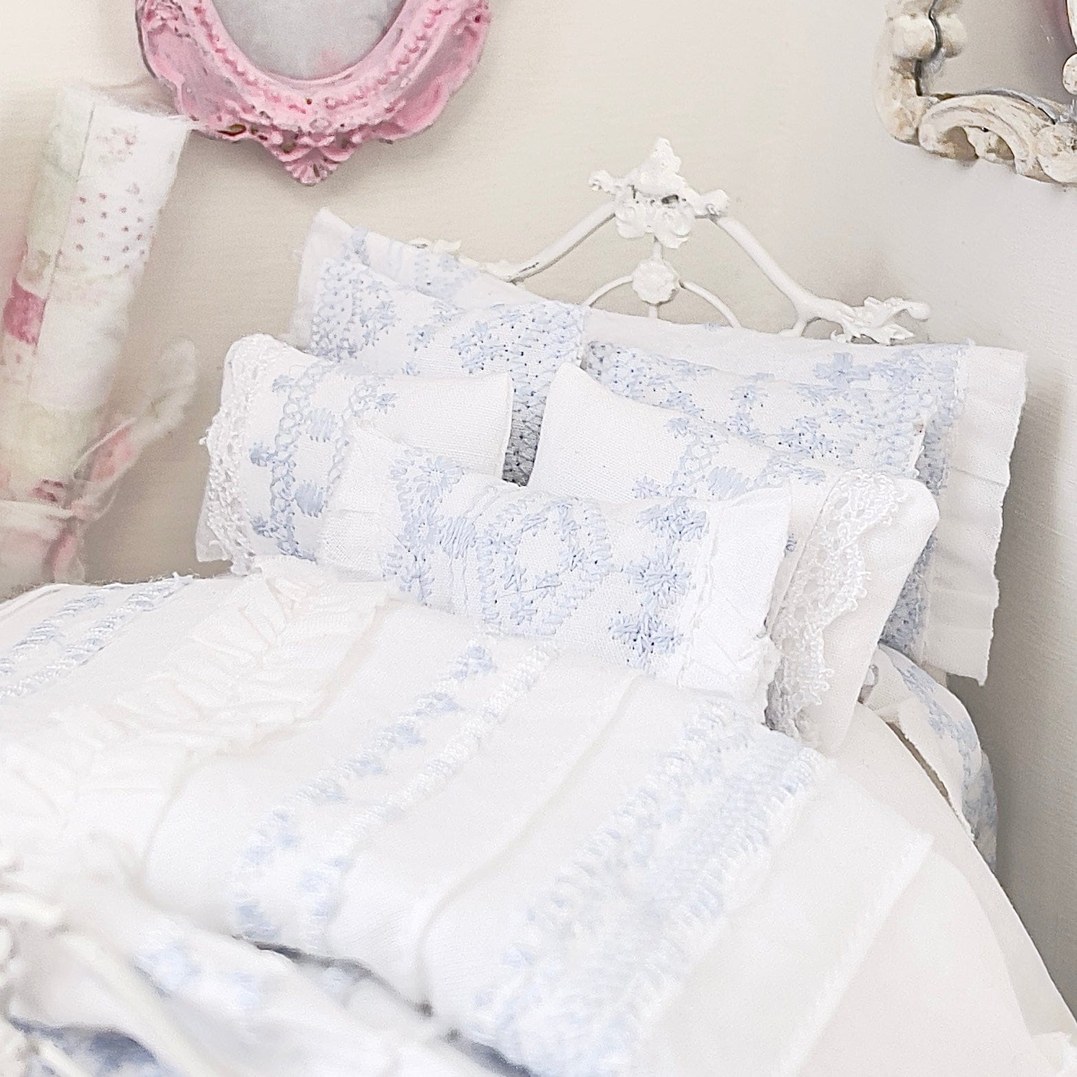 Chantallena Doll House Six whispering petals bed 1:12 Scale Dressed Dollhouse Bed - Blue Memories| Chantallena