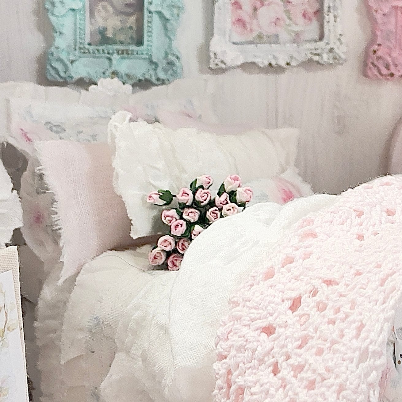 Chantallena Doll House Six whispering petals bed 1:12 Scale Dressed Dollhouse Bed - Morning Roses | Chantallena