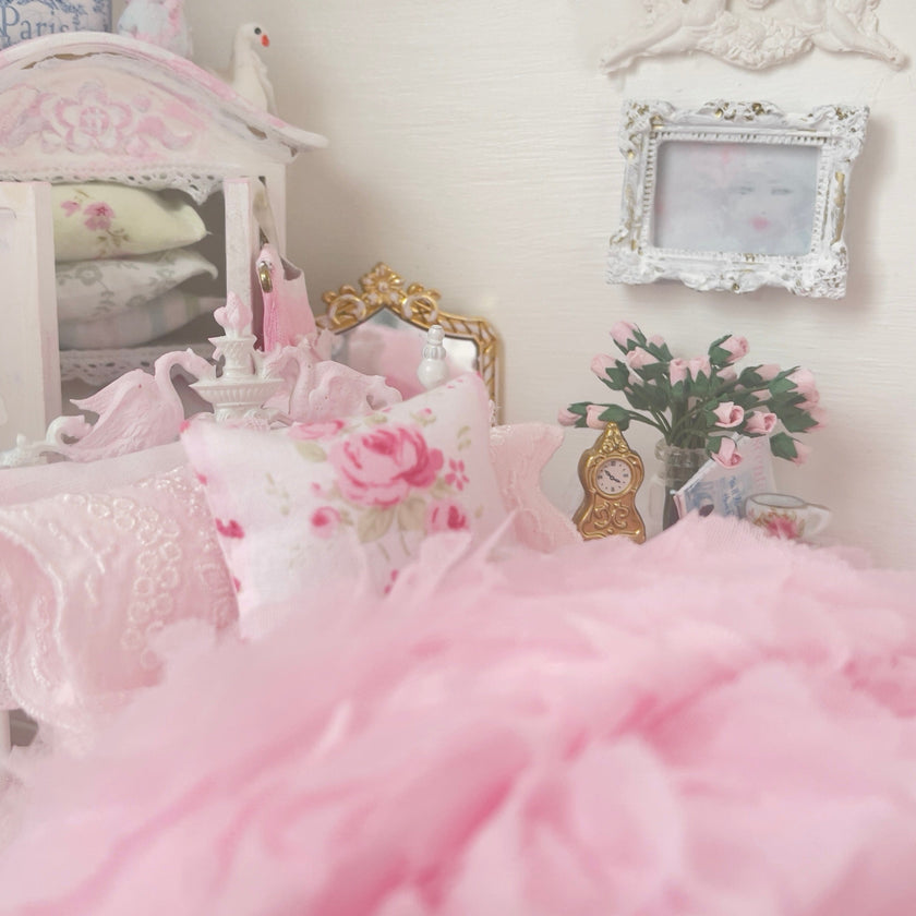 Chantallena Doll House Six whispering petals bed 1:12 Scale Dressed Dollhouse Bed - Pink Plié | Chantallena