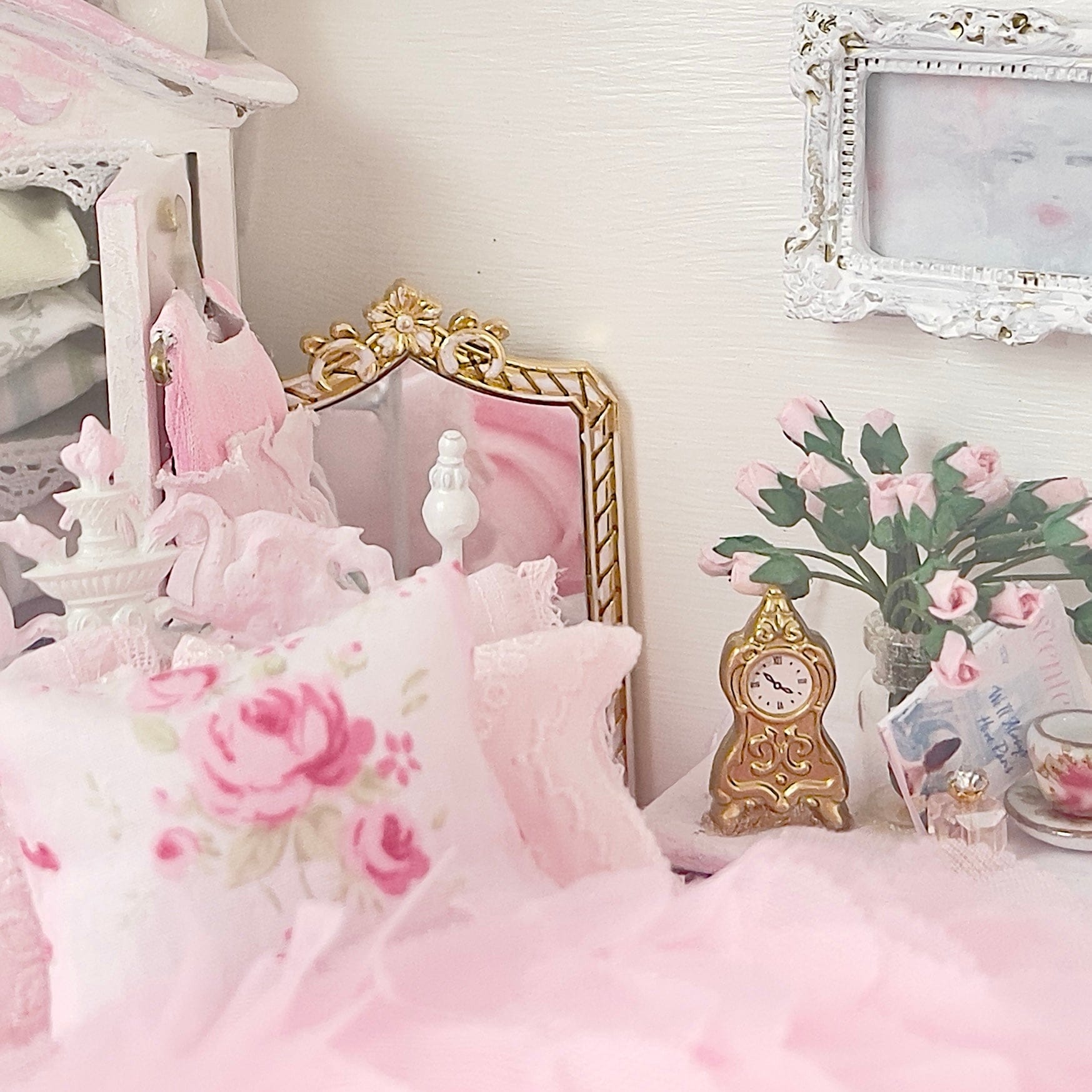 Chantallena Doll House Six whispering petals bed 1:12 Scale Dressed Dollhouse Bed - Pink Plié | Chantallena