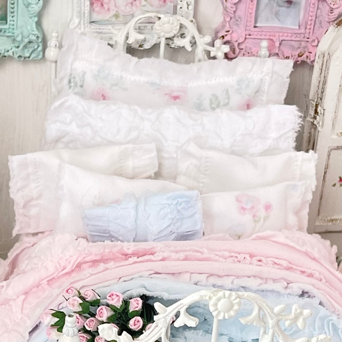 Chantallena Doll House Six whispering petals bed 1:12 Scale Dressed Dollhouse Bed - The Ruffled Rose | Chantallena