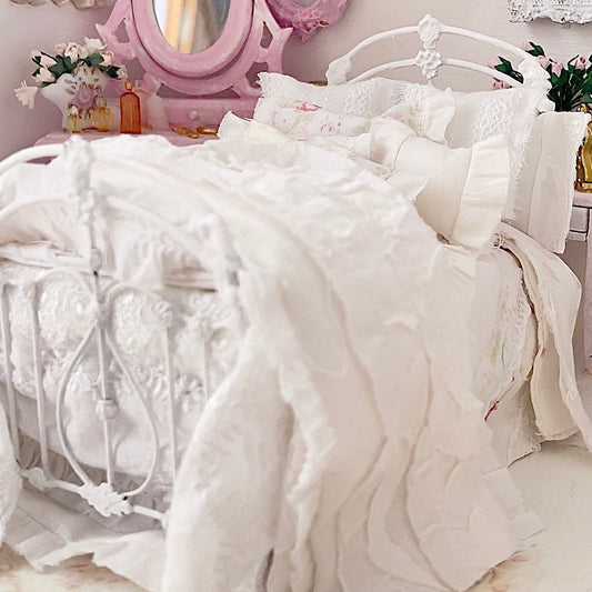 Chantallena Doll House Six whispering petals bed 1:12 Scale Dressed Dollhouse Bed-Whispers at the Garden Gate |Chantallena