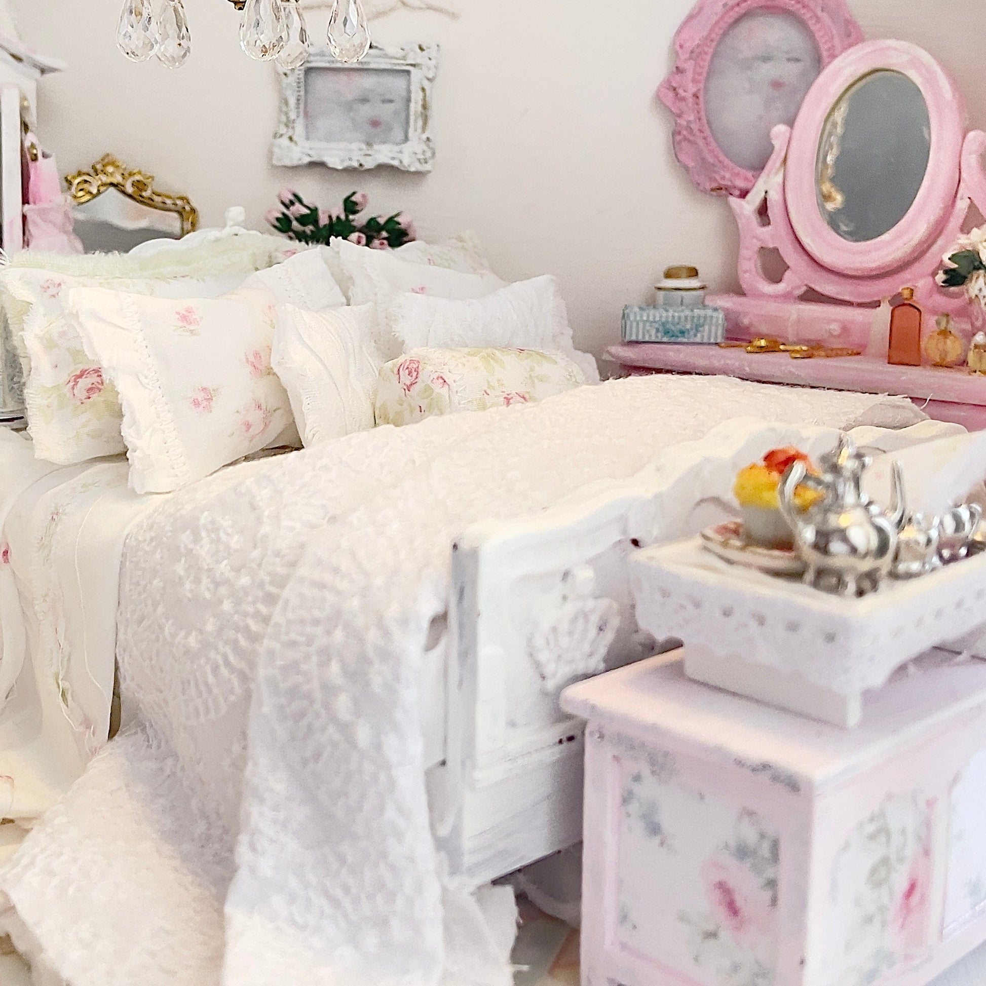 Chantallena Doll House Six whispering petals bed 1:12 Scale Dressed Dollhouse Bed with Breakfast Tray- Twining Roses |Chantallena