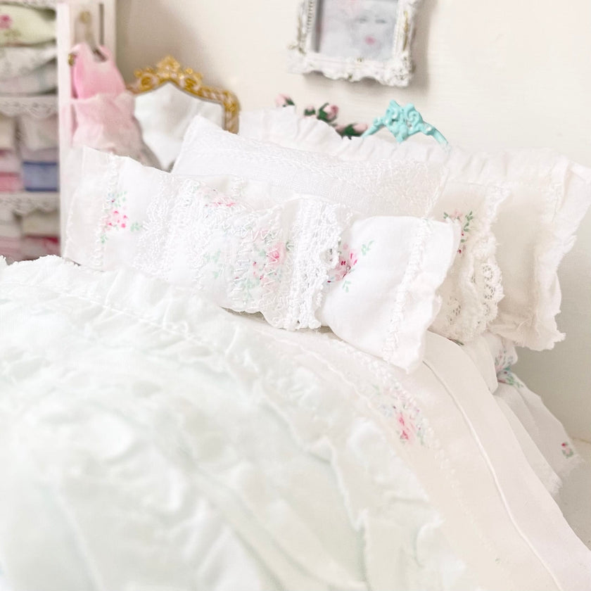 Chantallena Doll House Six whispering petals bed 1:12 Scale Dressed Dollhouse Wrought Iron Bed - Lace Sonnet| Chantallena