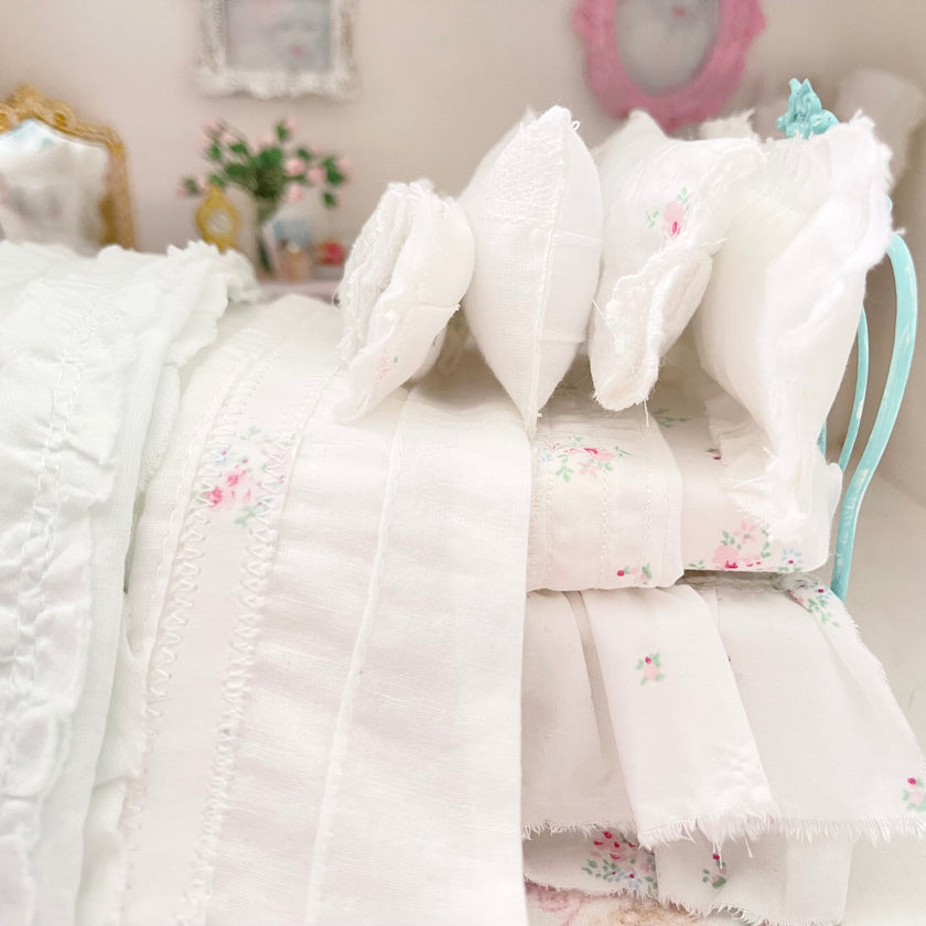 Chantallena Doll House Six whispering petals bed 1:12 Scale Dressed Dollhouse Wrought Iron Bed - Lace Sonnet| Chantallena