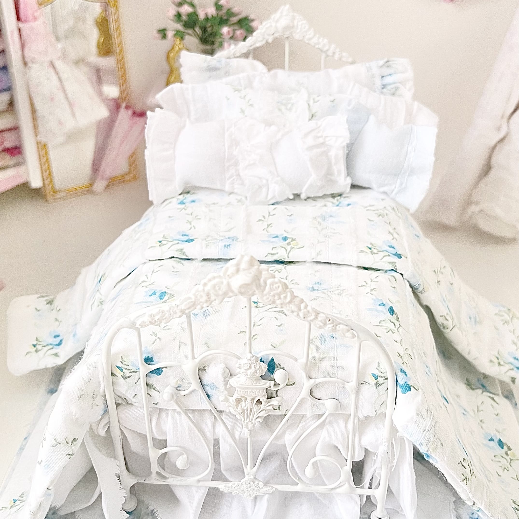 Chantallena Doll House Six whispering petals bed 1:12 Scale Dressed Dollhouse Wrought Iron Bed- Softly Told| Chantallena