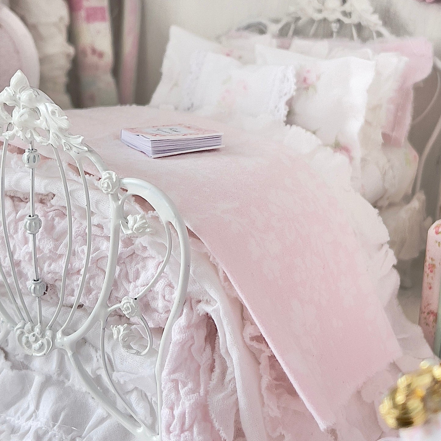 Chantallena Doll House Six whispering petals bed Quiet 1:12 Scale Dressed Dollhouse Bed - The Quiet Rose | Chantallena