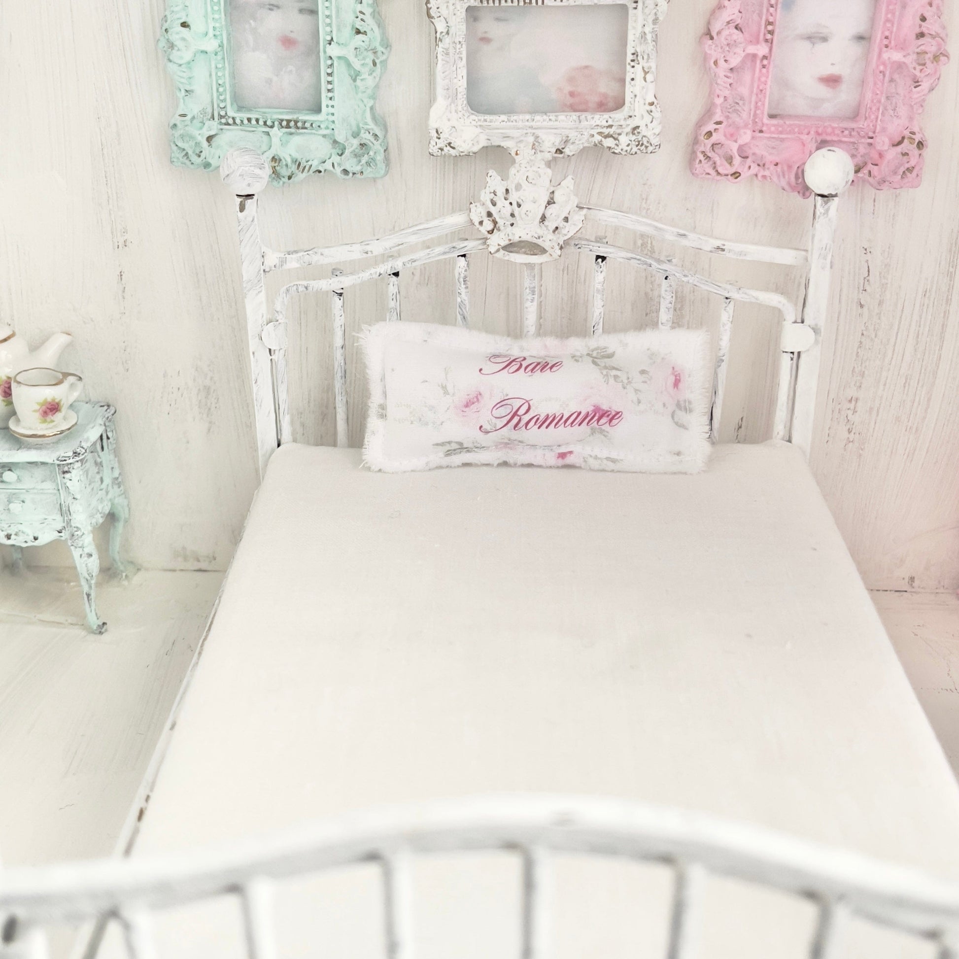 Chantallena Doll House White Distressed Painted Metal with Crown Double Bed- 1:12 Scale |Bare Romance
