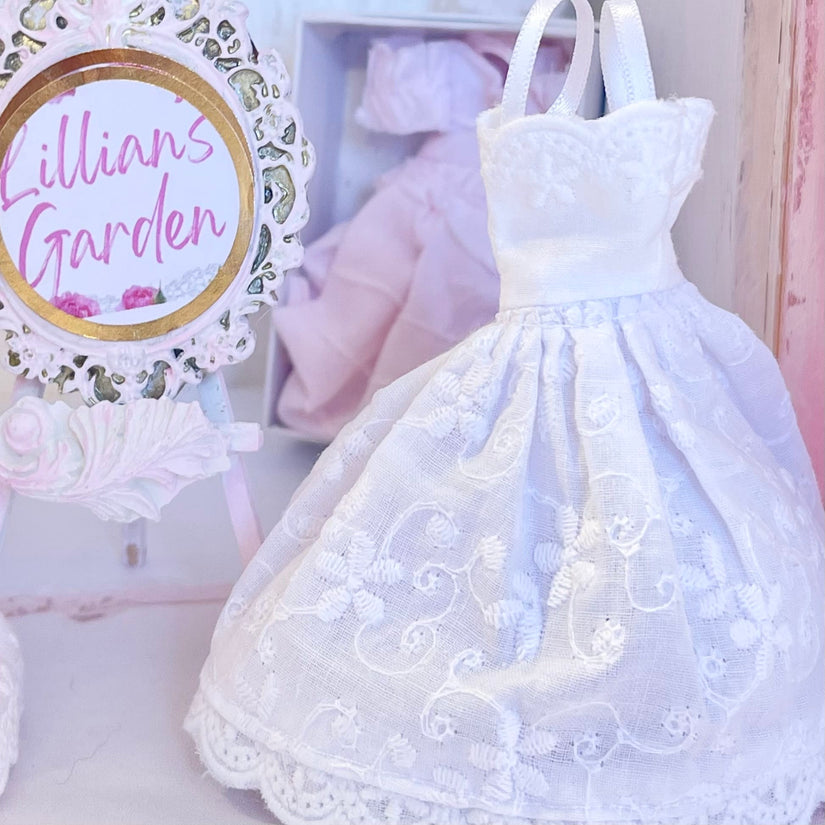 Chantallena Dresses Pink and White Cotton Eyelet Display Dresses-1:12 Scale | Lillian’s Garden