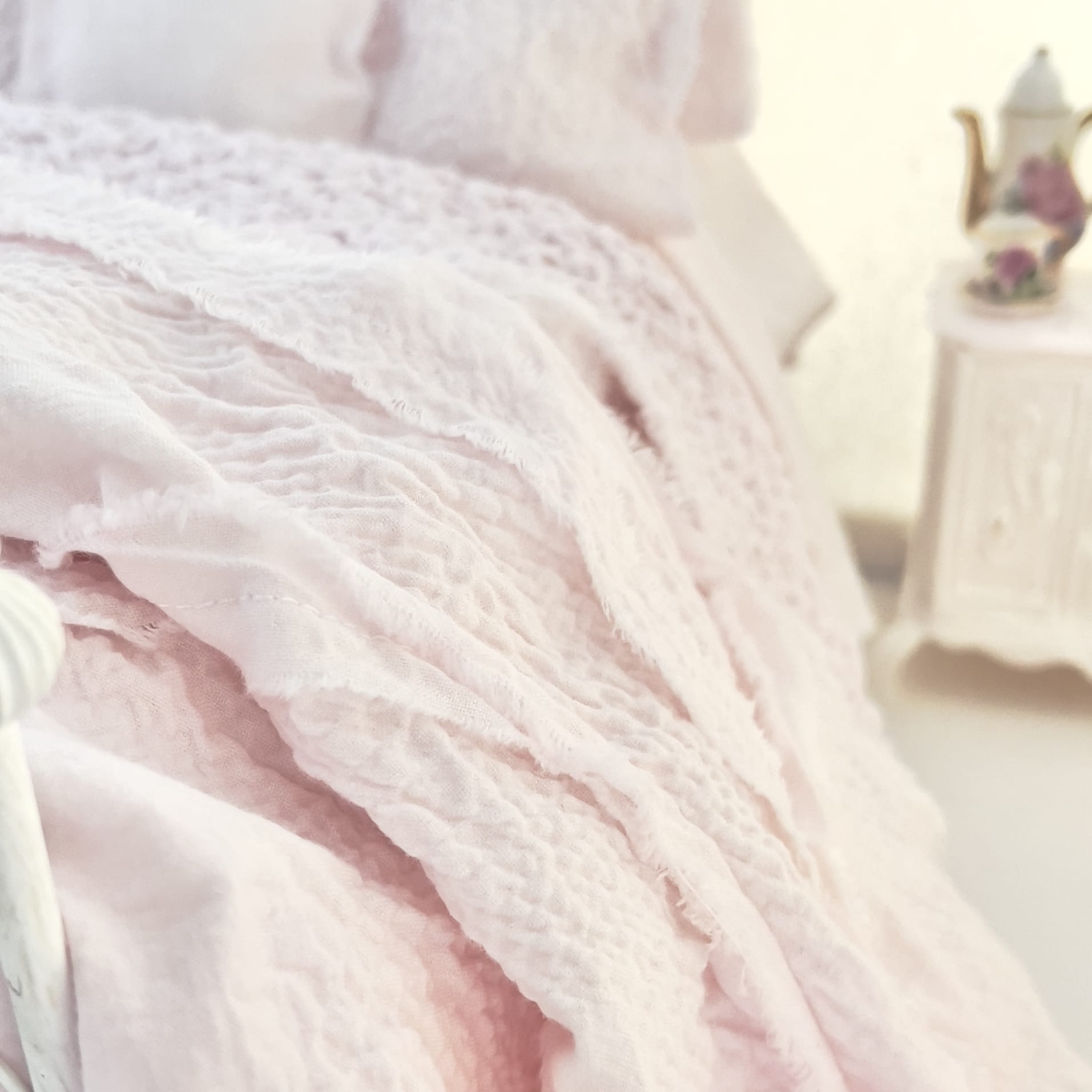 Chantallena fashion doll bedding 1:6 Scale | Pink Textured Cotton Bedding Set | Florence
