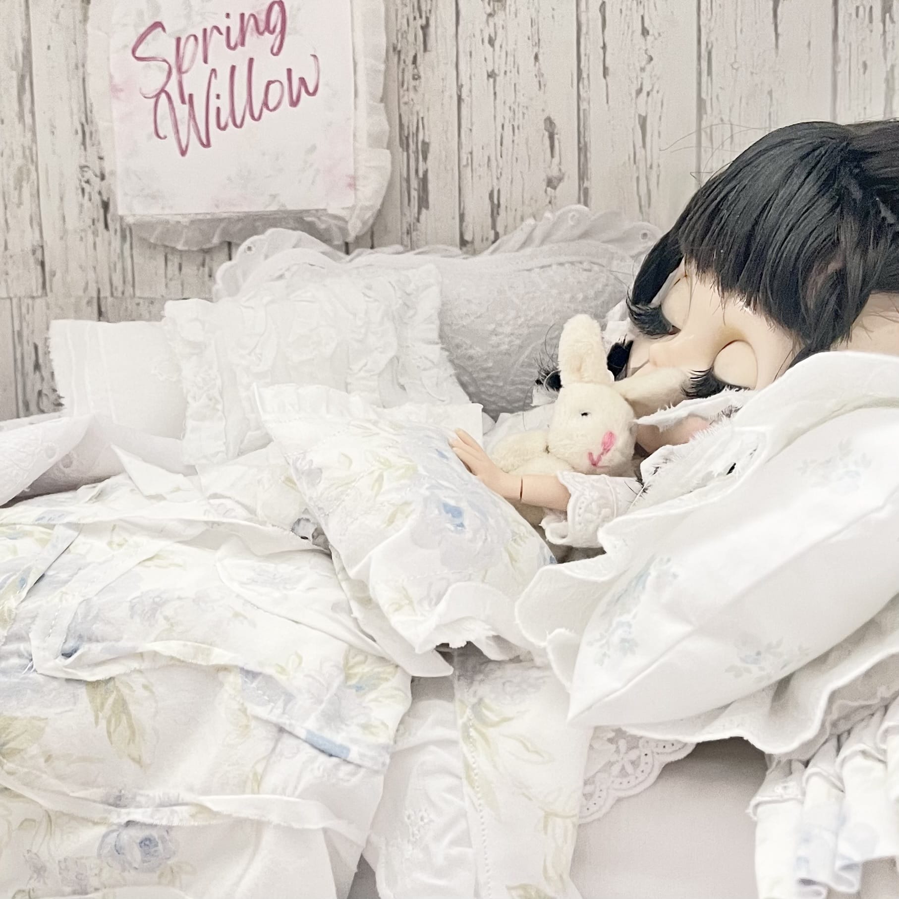 Chantallena fashion doll bedding 1:6 Scale-Spring Willow |Blue Shabby Roses Cotton Bedding Set |Bedtime Story