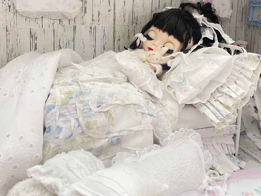 Chantallena fashion doll bedding 1:6 Scale-Spring Willow |Blue Shabby Roses Cotton Bedding Set |Bedtime Story