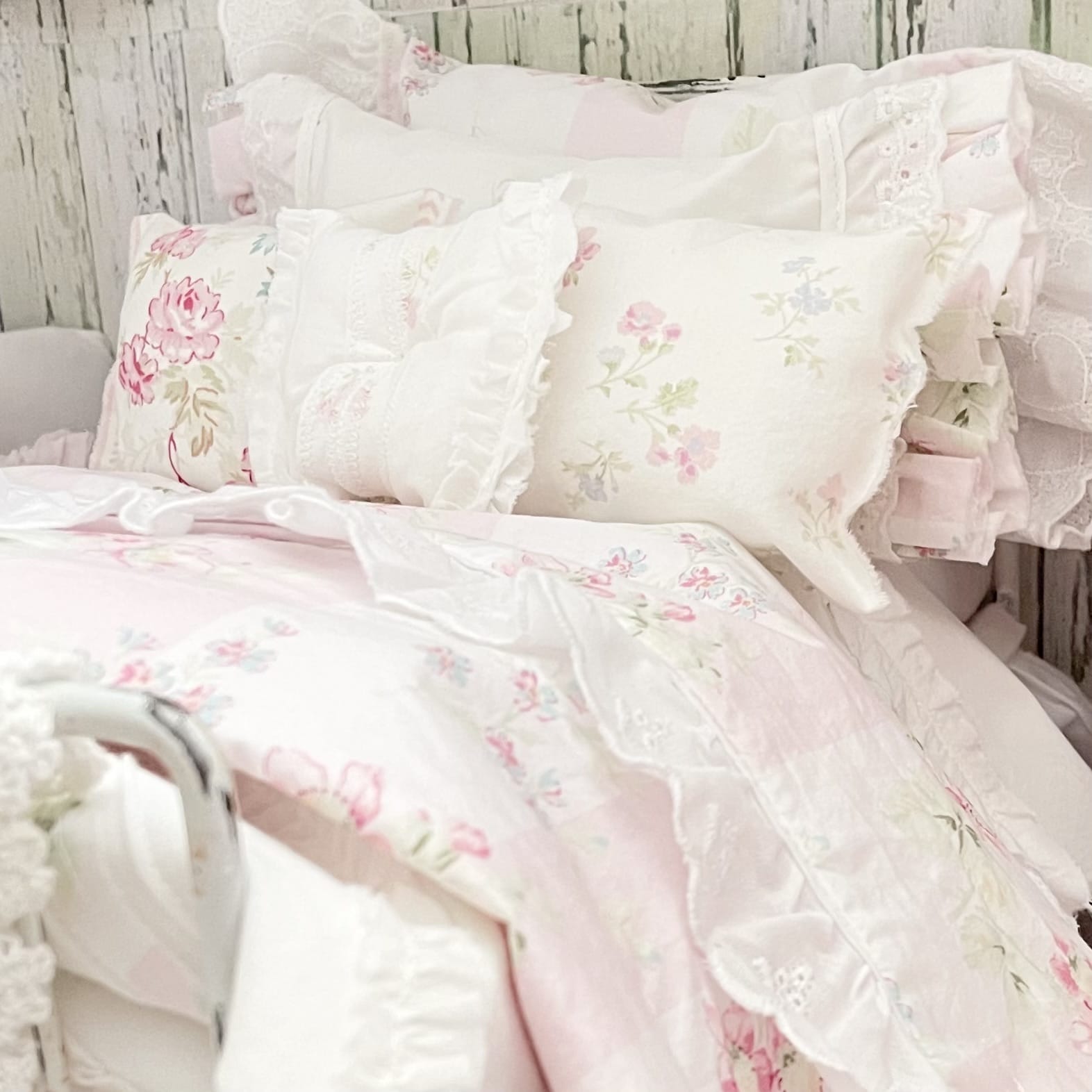 Chantallena fashion doll bedding 1:6 Scale-Spring Willow |White Lightly Textured Cotton Bedding Set | Dinah (Copy 2)