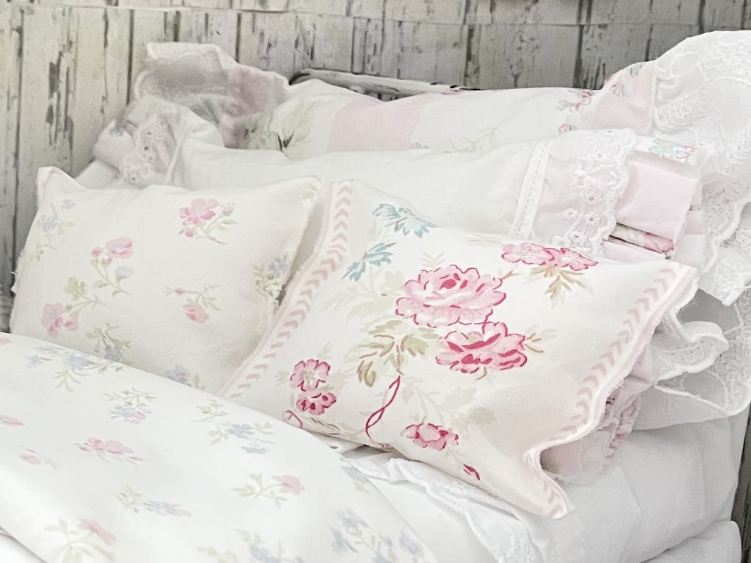 Chantallena fashion doll bedding 1:6 Scale-Spring Willow |White Lightly Textured Cotton Bedding Set | Dinah (Copy 2)