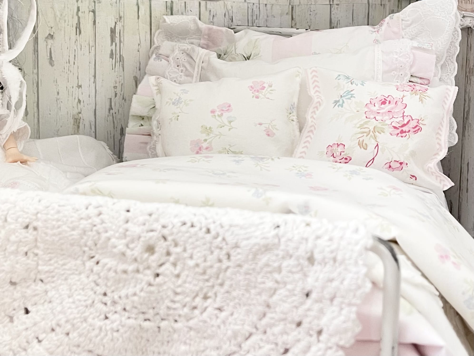 Chantallena fashion doll bedding 1:6 Scale-Spring Willow |White Lightly Textured Cotton Bedding Set | Dinah (Copy 2)