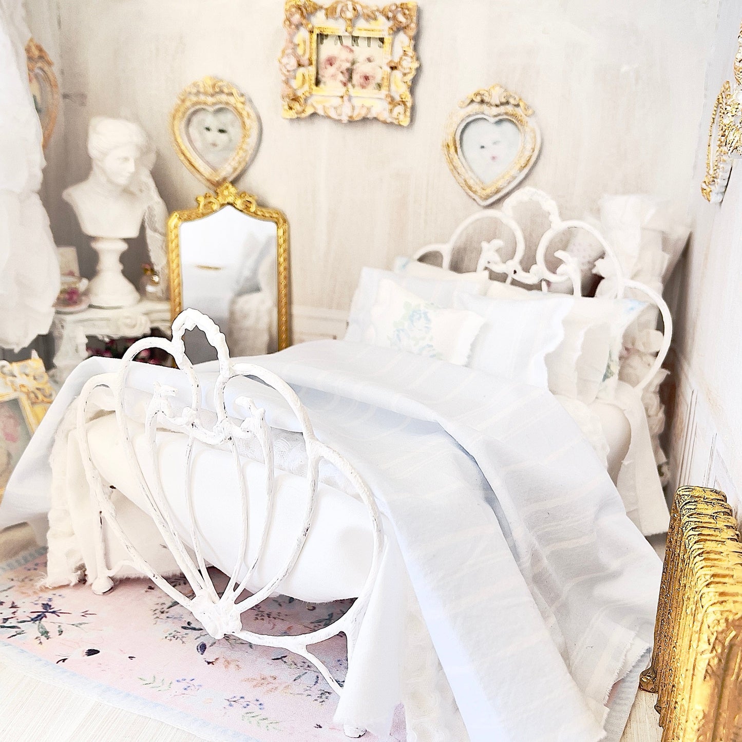 Chantallena Forever in bloom bedding sets 1:12 Scale Dollhouse Bedding Set- Anne Forever in Bloom Shabby Blue Stripes | Chantallena