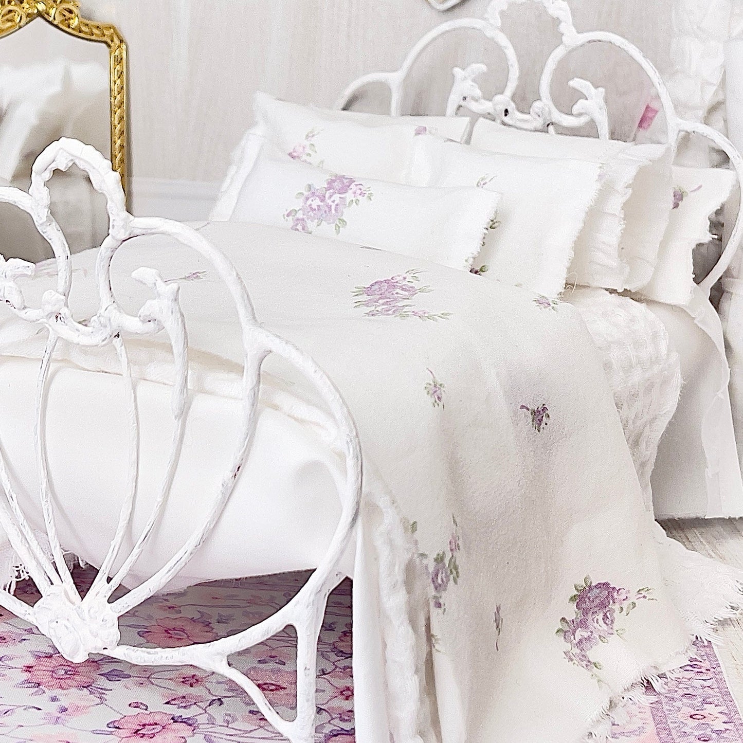 Chantallena Forever in bloom bedding sets 1:12 Scale Dollhouse Bedding Set- June Forever in Bloom Lavender Roses | Chantallena