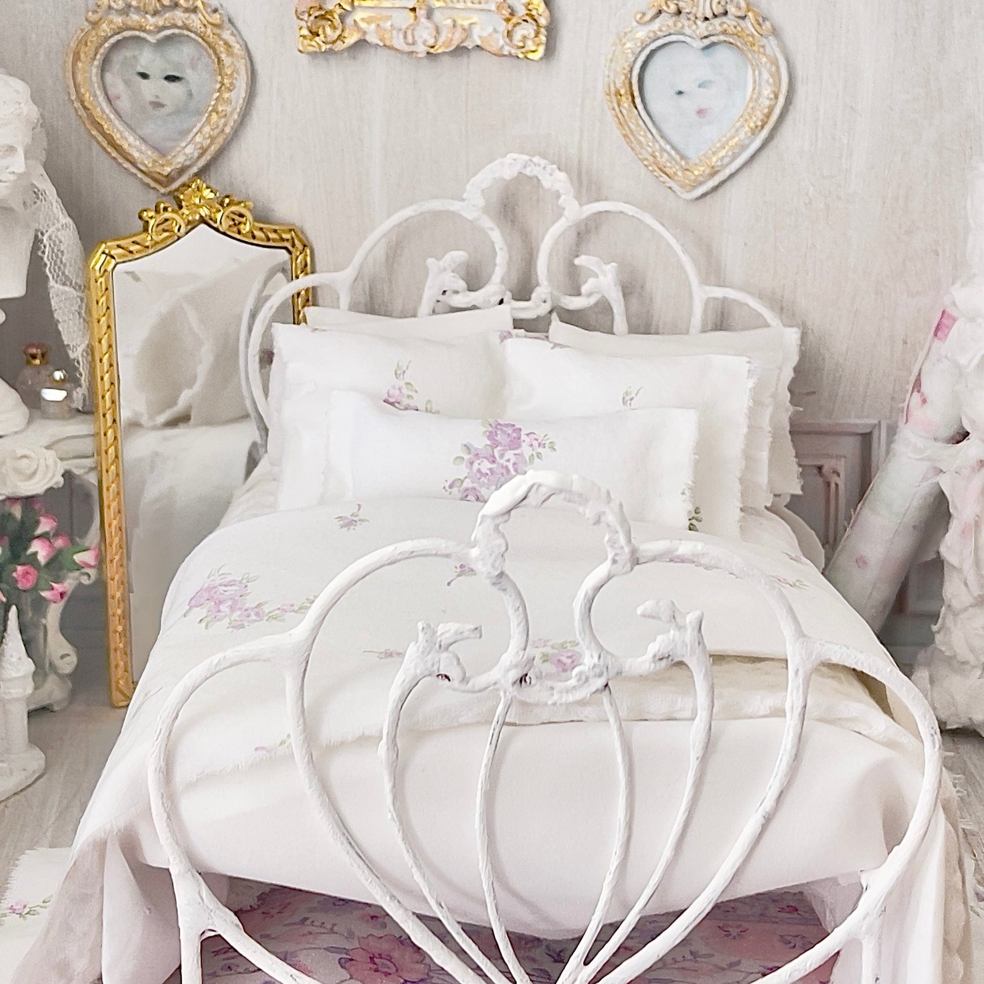 Chantallena Forever in bloom bedding sets 1:12 Scale Dollhouse Bedding Set- June Forever in Bloom Lavender Roses | Chantallena