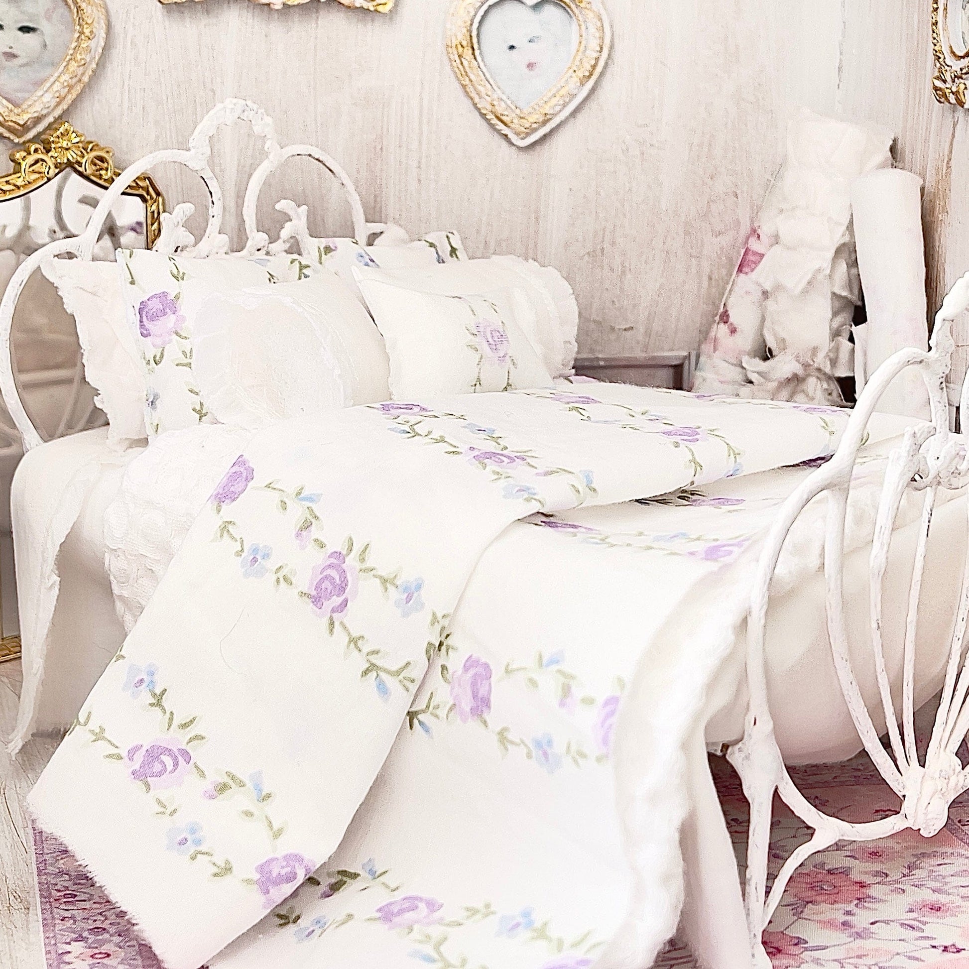 Chantallena Forever in bloom bedding sets 1:12 Scale Dollhouse Bedding Set- Mabel Forever in Bloom Lavender Rose Trellis | Chantallena