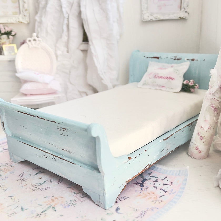Chantallena Furniture 1:12 Scale Distressed Painted Shabby Blue Wooden Double Sleigh Dollhouse Bed| Unwritten Romance |Chantallena