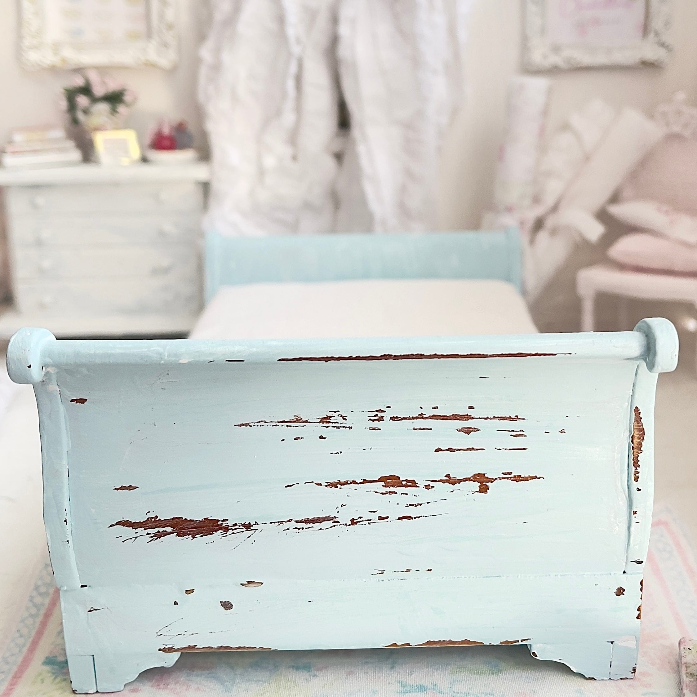 Chantallena Furniture 1:12 Scale Distressed Painted Shabby Blue Wooden Double Sleigh Dollhouse Bed| Unwritten Romance |Chantallena