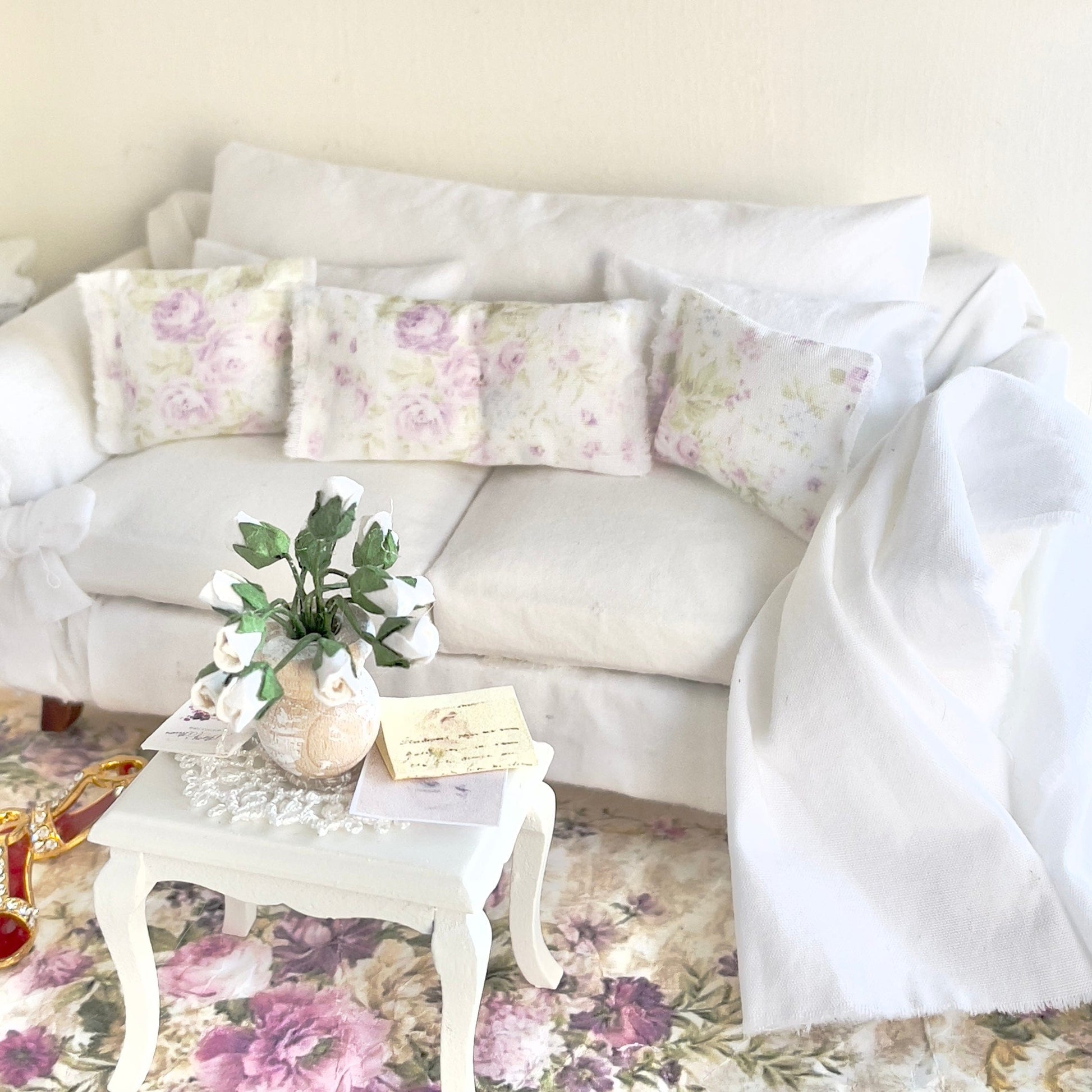 CHANTALLENA Pillow Set | Shabby Lavender Roses with Celery Accents and Throw- 1:12 scale | Shabby 3