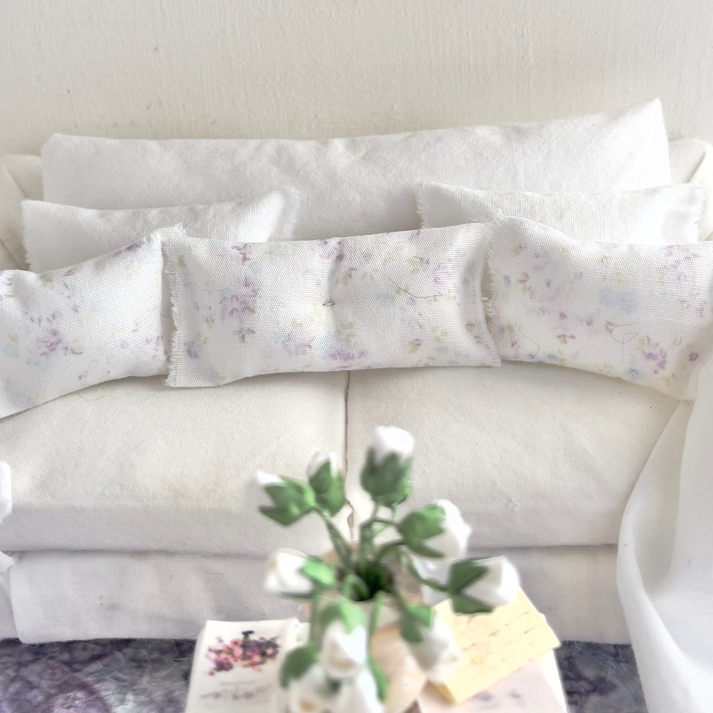 CHANTALLENA Pillow Set | Shabby Petite Lavender Flowers and Throw- 1:12 scale | Shabby 5