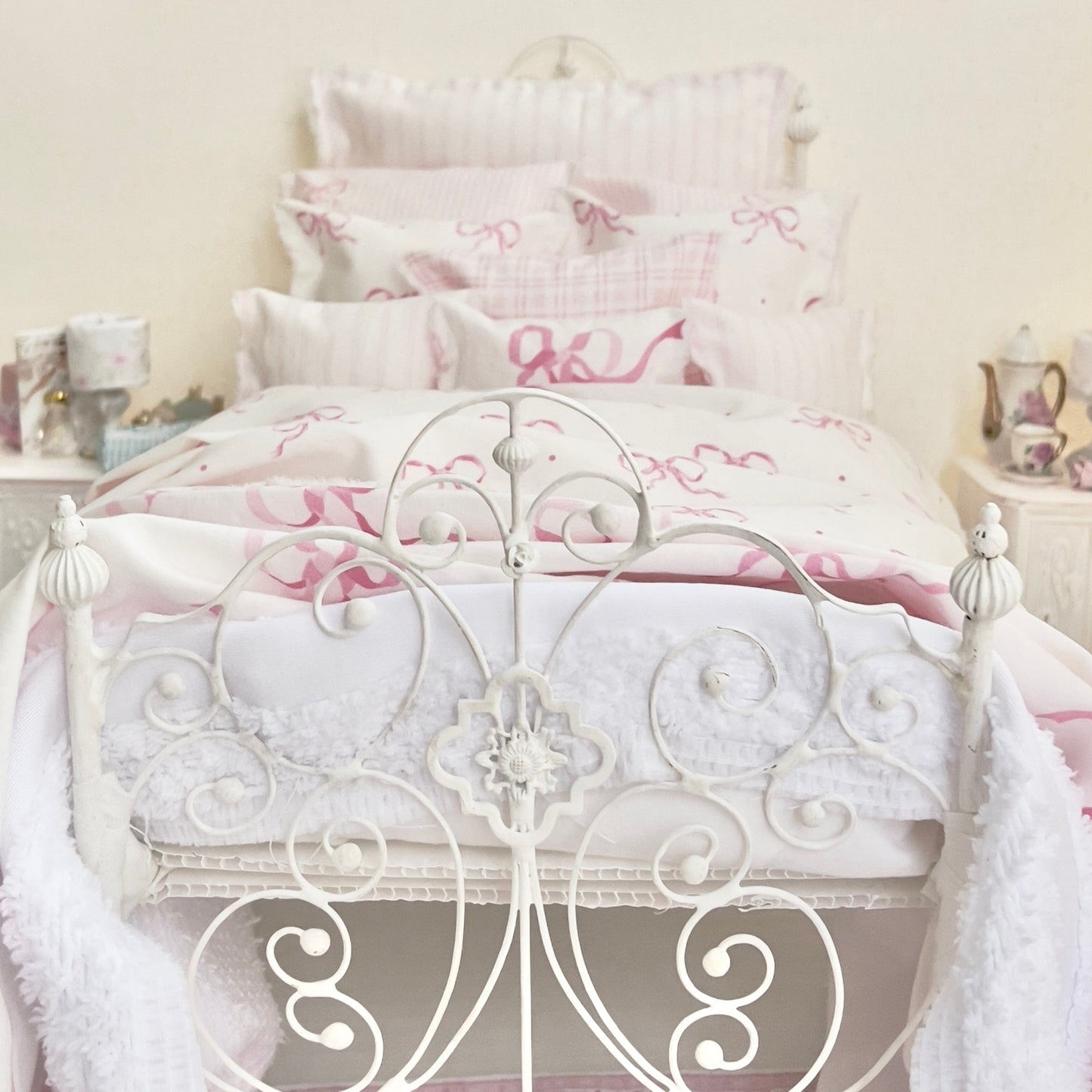 Chantallena pink ruffles 1:6 Scale | Pink Bows with Stripes Cotton Bedding Set | Ruthie