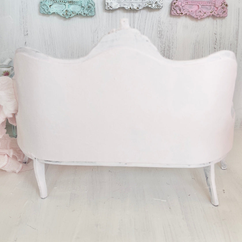 Chantallena White Bed Linens Pink Painted Vintage Look Sofa with Decoupaged Table| Painted Petals Furniture