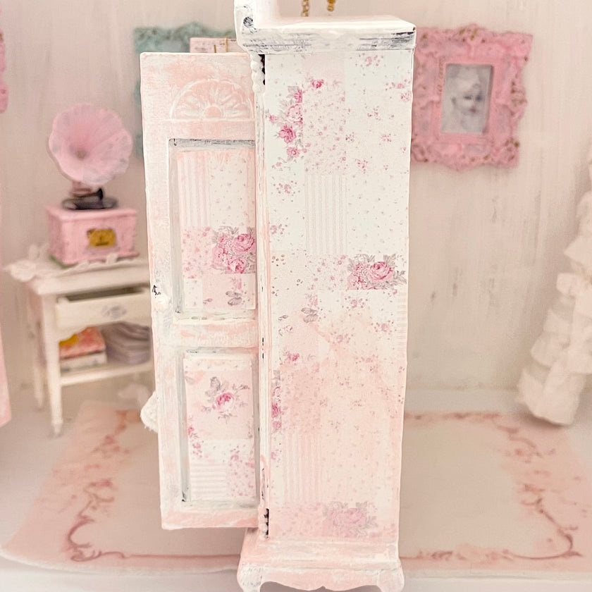 Chantallena White Bed Linens Pink Roses Decoupaged Wardrobe with Shabby  Dresses-1:12 Scale | Lillian’s Garden |Chantallena
