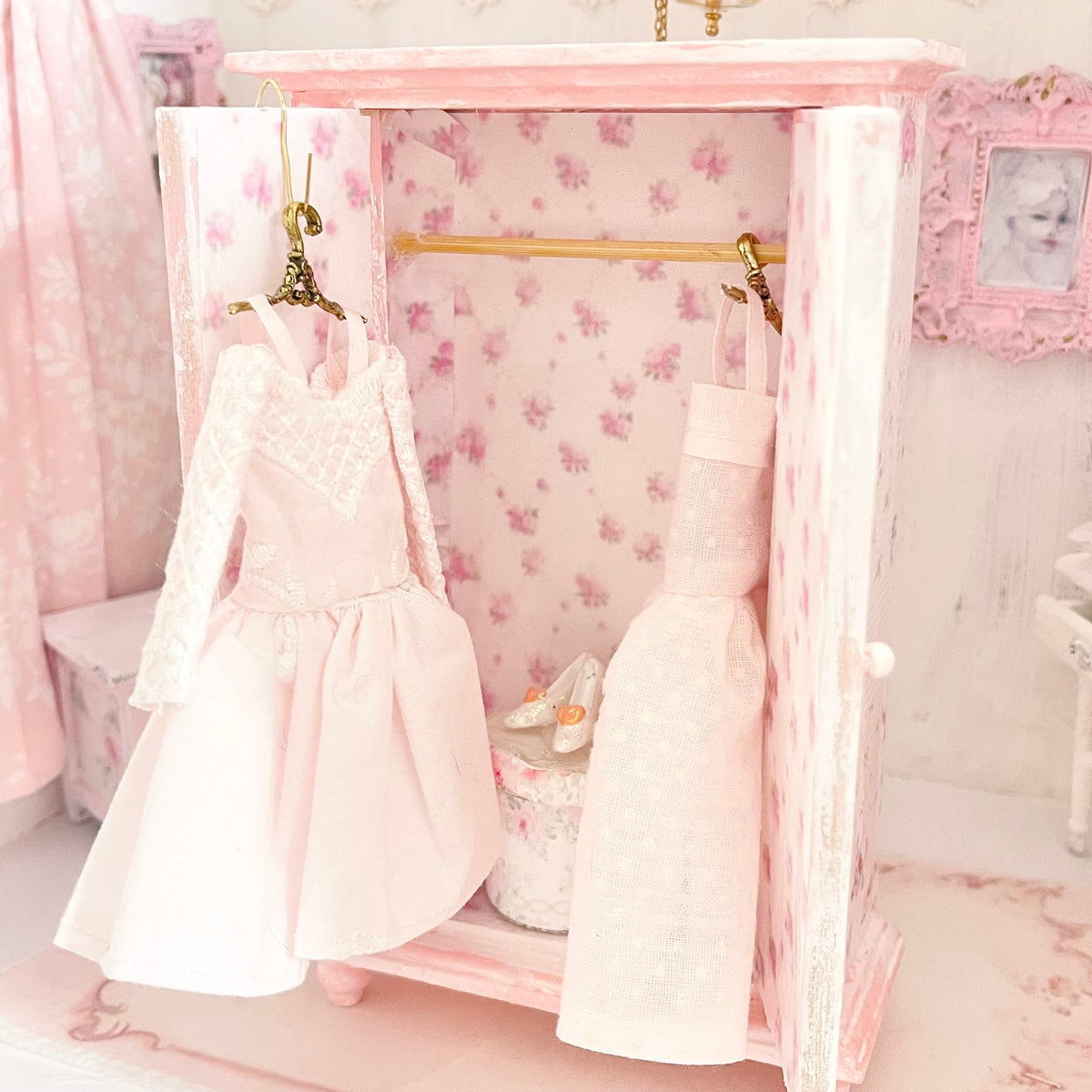 Chantallena White Bed Linens Pink Roses Decoupaged Wardrobe with Shabby Pink Dresses-1:12 Scale | Lillian’s Garden |Chantallena