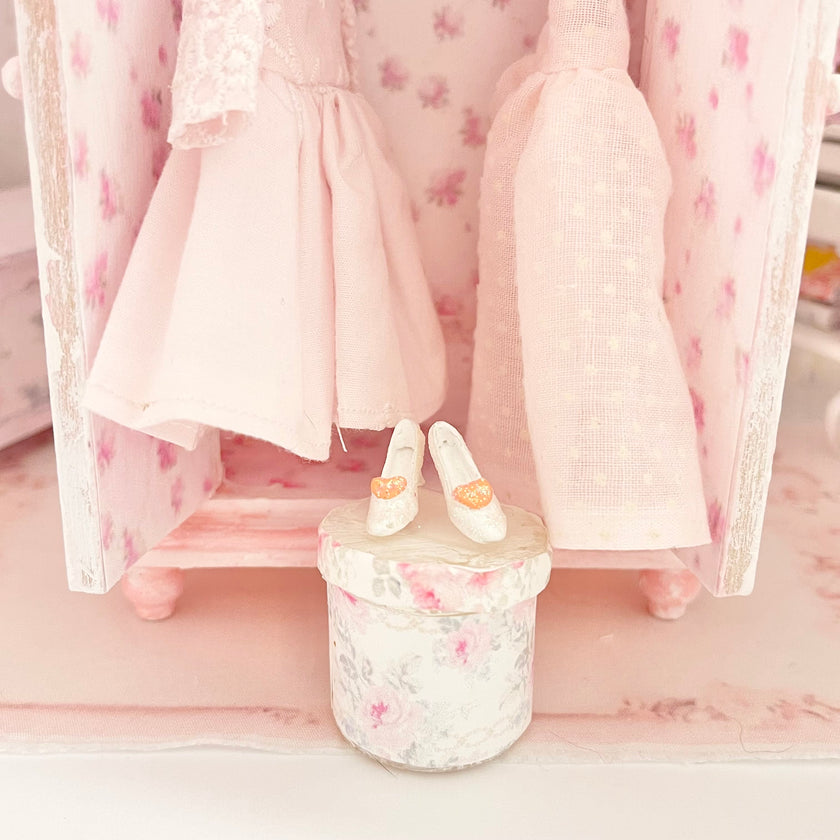 Chantallena White Bed Linens Pink Roses Decoupaged Wardrobe with Shabby Pink Dresses-1:12 Scale | Lillian’s Garden |Chantallena