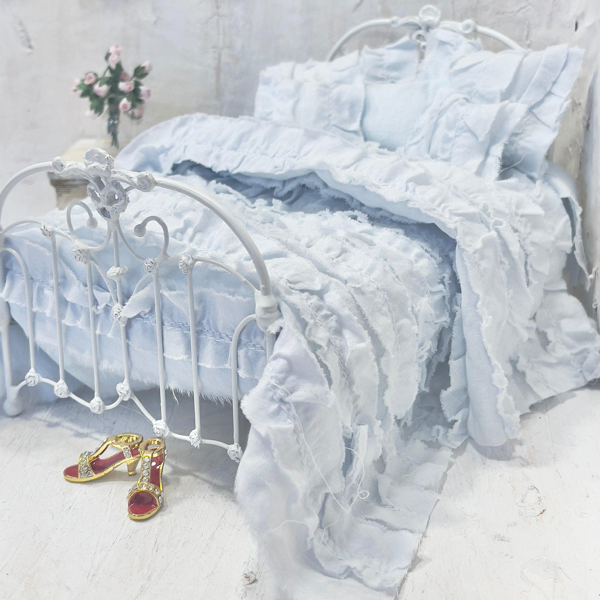 Chantallena White Bed Linens Ruffled Romance | Shabby Blue Distressed Ruffled Cotton Bedding Set  | Belle