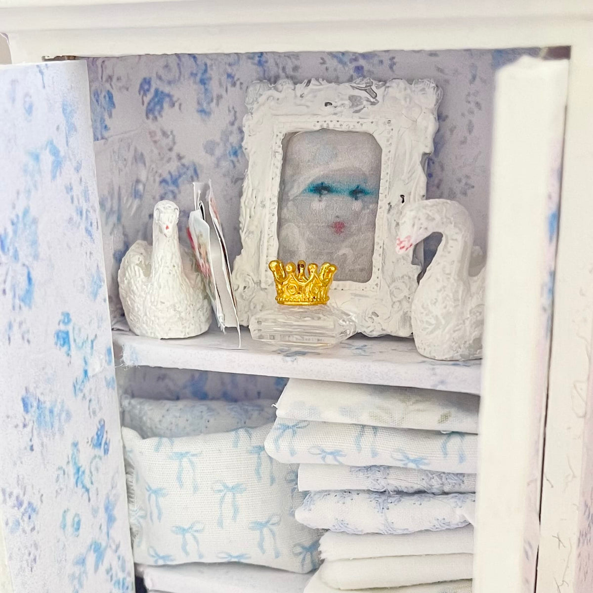 Chantallena White Bed Linens White Shabby Decoupaged Hutch with Blue Linens-1:12 Scale |Painted Petals Furniture |Chantallena