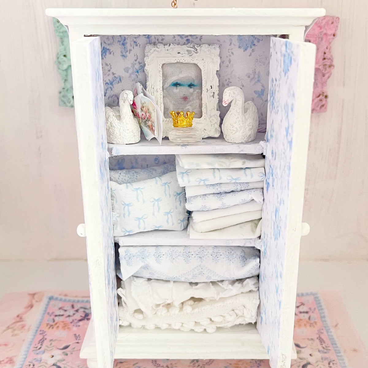 Chantallena White Bed Linens White Shabby Decoupaged Hutch with Blue Linens-1:12 Scale |Painted Petals Furniture |Chantallena