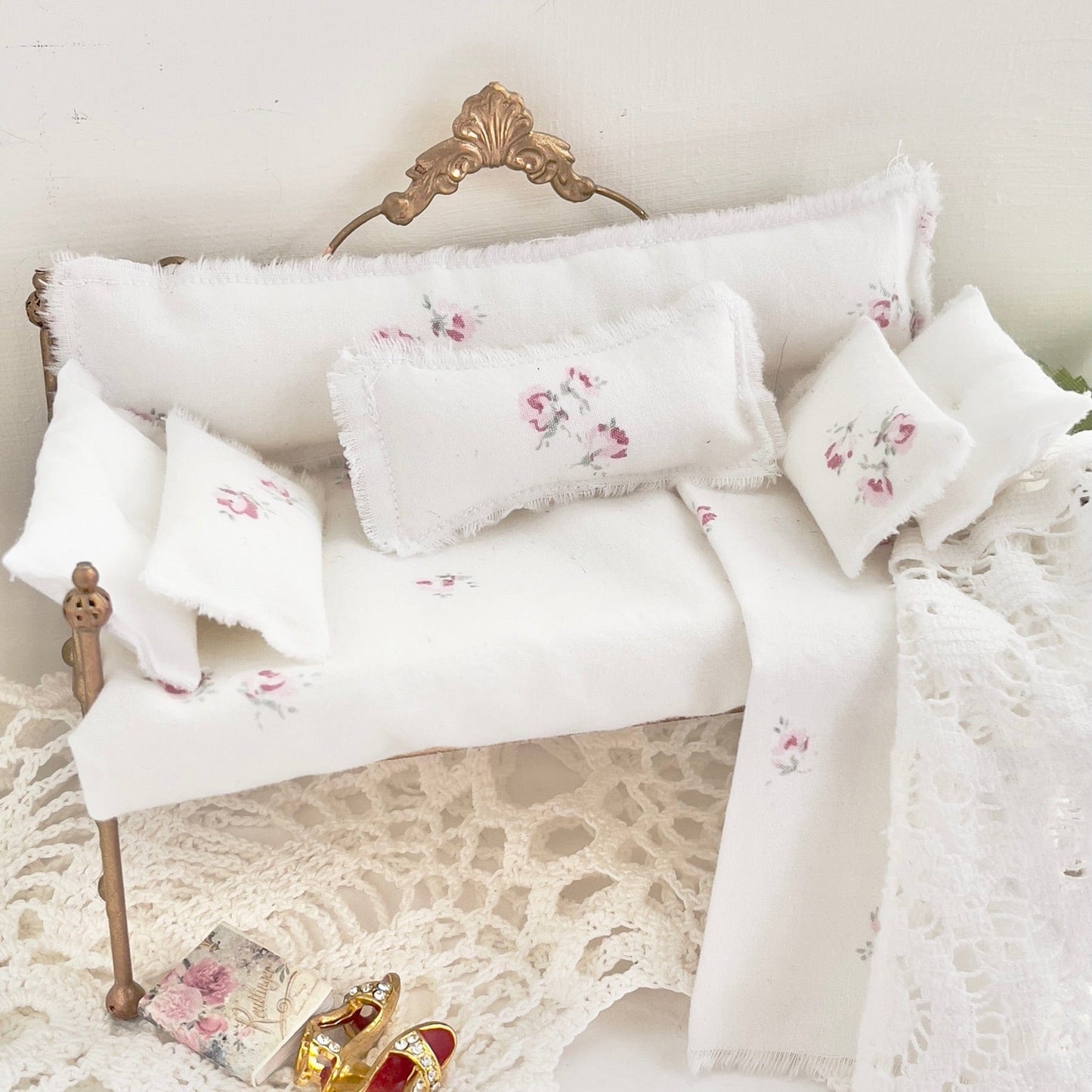 Chantallena Doll House Bedding Day Bed- Nine Piece Petite Faded Roses Set with Mattress | Petite Faded Rose