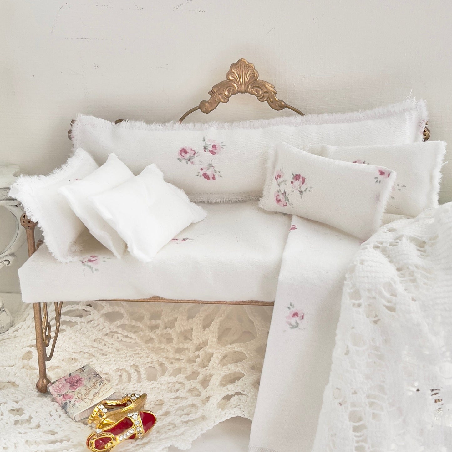Chantallena Doll House Bedding Day Bed- Nine Piece Petite Faded Roses Set with Mattress | Petite Faded Rose